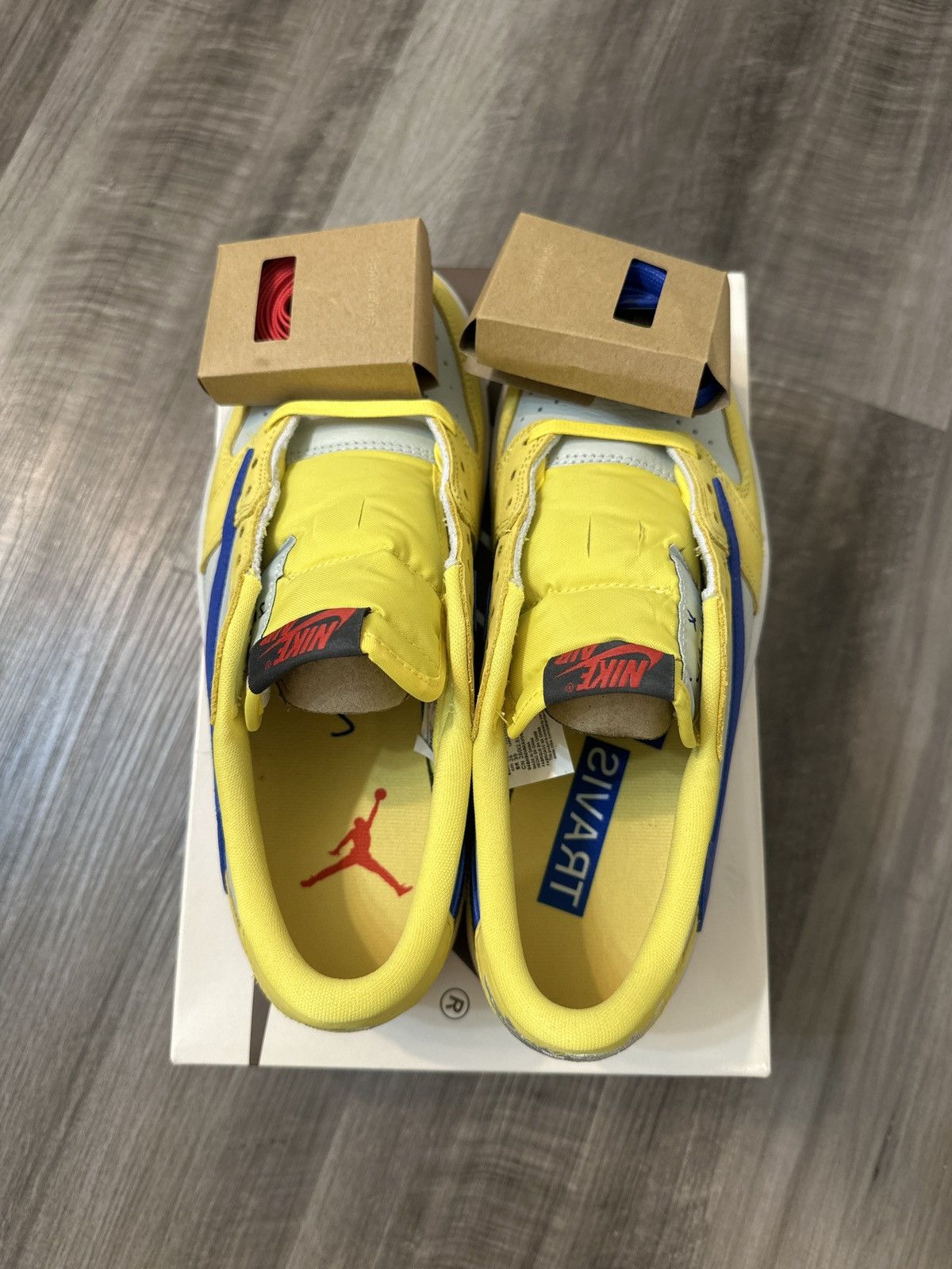 Jordan Brand × Nike × Travis Scott Women’s Air Jordan 1 Retro OG SP Size US 9 / IT 39 - 9 Thumbnail