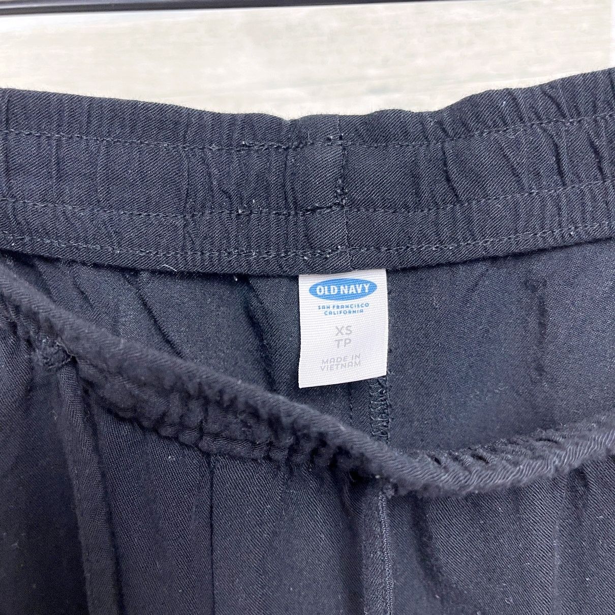 Old Navy Old Navy Pull On Lounge Shorts Black Mid Rise Womens XS Size 25" / US 0 / IT 36 - 3 Thumbnail