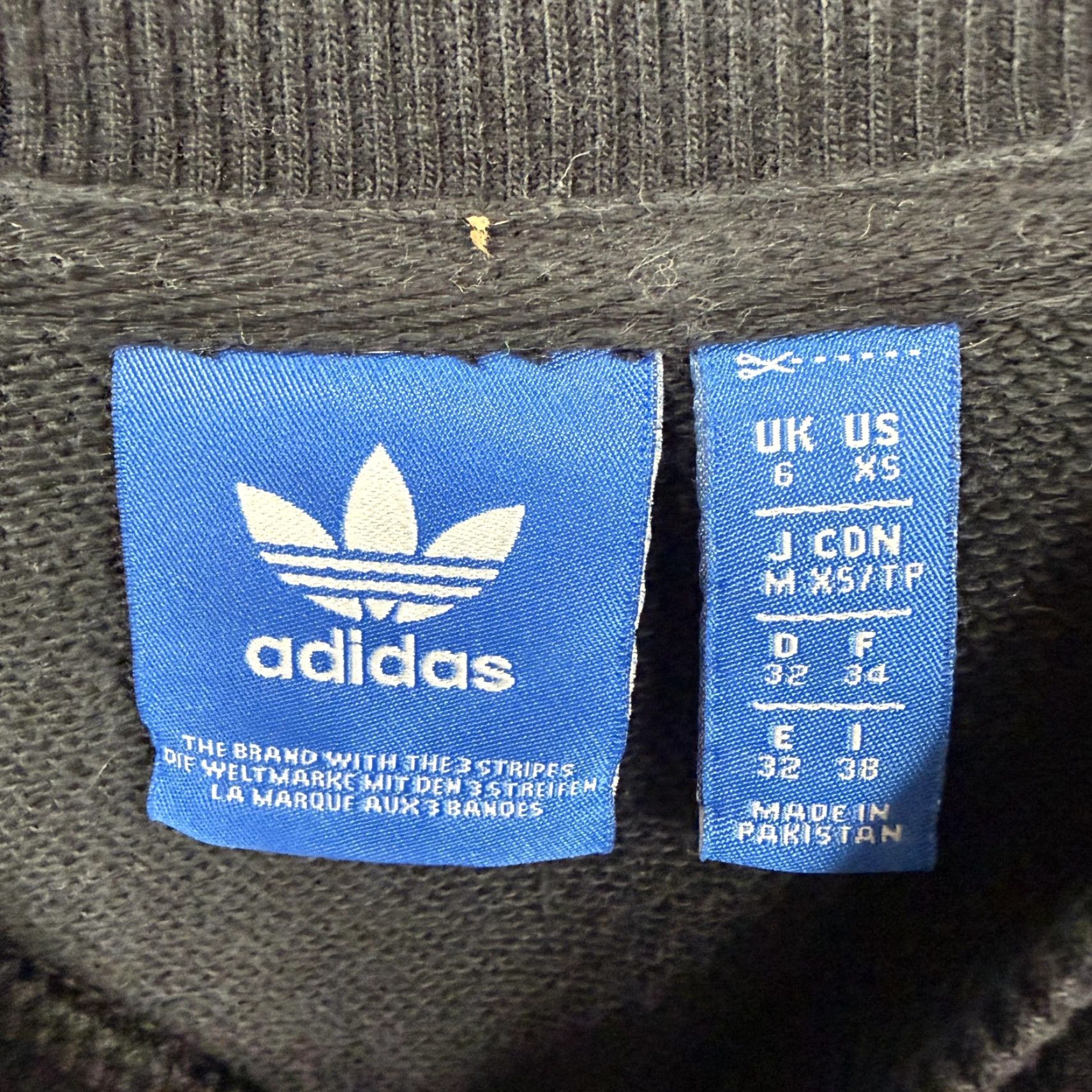 Adidas Adidas Trefoil Sweatshirt Womens XS Black Crewneck Pullover Pockets Athleisure Size XS / US 0-2 / IT 36-38 - 7 Thumbnail