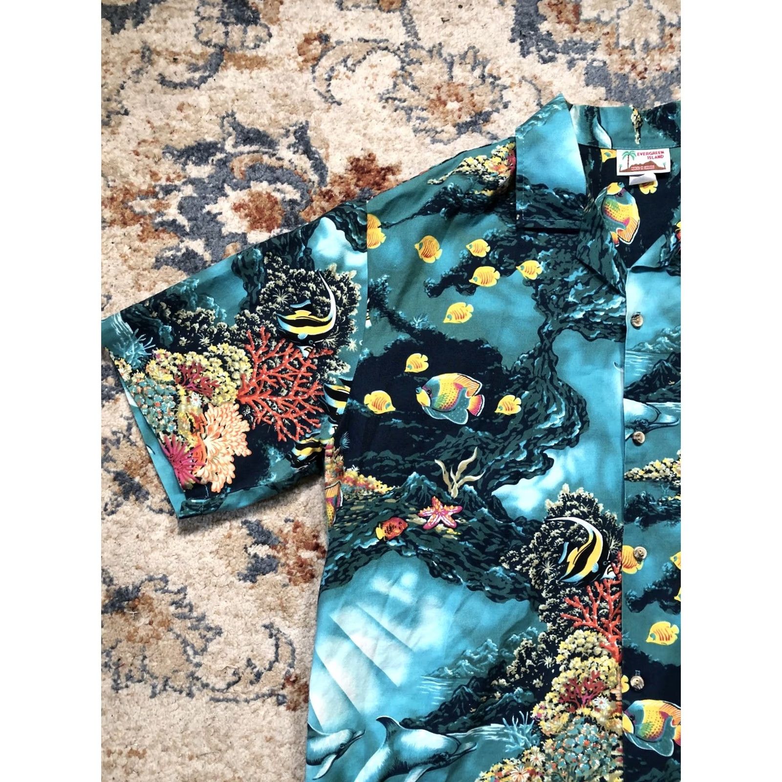 Evergreen Evergreen Island Hawaiian Shirt Mens Large Ocean Fish Coral Dolphin Tropical Size US L / EU 52-54 / 3 - 3 Thumbnail