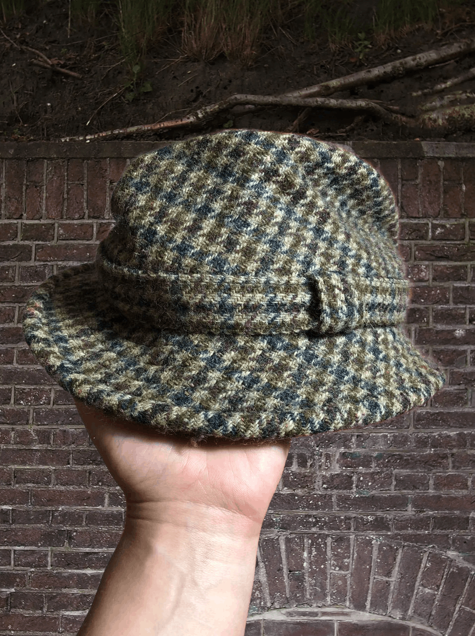 Harris Tweed × Vintage Vintage Harris Tweed hat Men's Size ONE SIZE - 1 Thumbnail