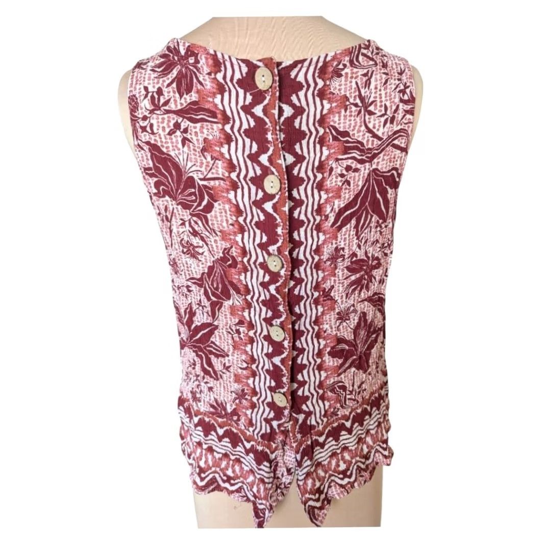 Nicole Miller Nicole Miller Sleeveless Button Back Top Women Size Large Boho Festival EUC Brown Tank Round Neck Shirt Womens Size L / US 10 / IT 46 - 2 Thumbnail