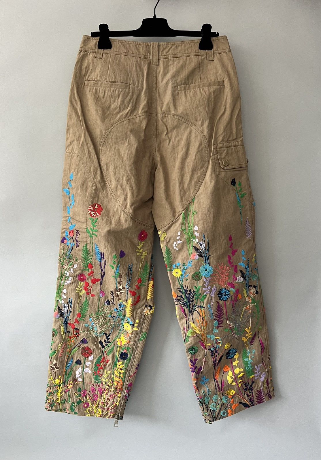 Louis Vuitton Louis Vuitton Flower Embroidered Cargo Pants Size US 34 / EU 50 - 5 Thumbnail