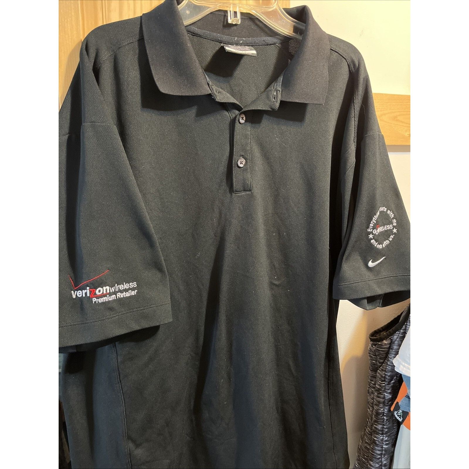 Nike Nike Golf Dri Fit Verizon Mens XL Black Polyester Polo Shirt Size US XL / EU 56 / 4 - 2 Thumbnail
