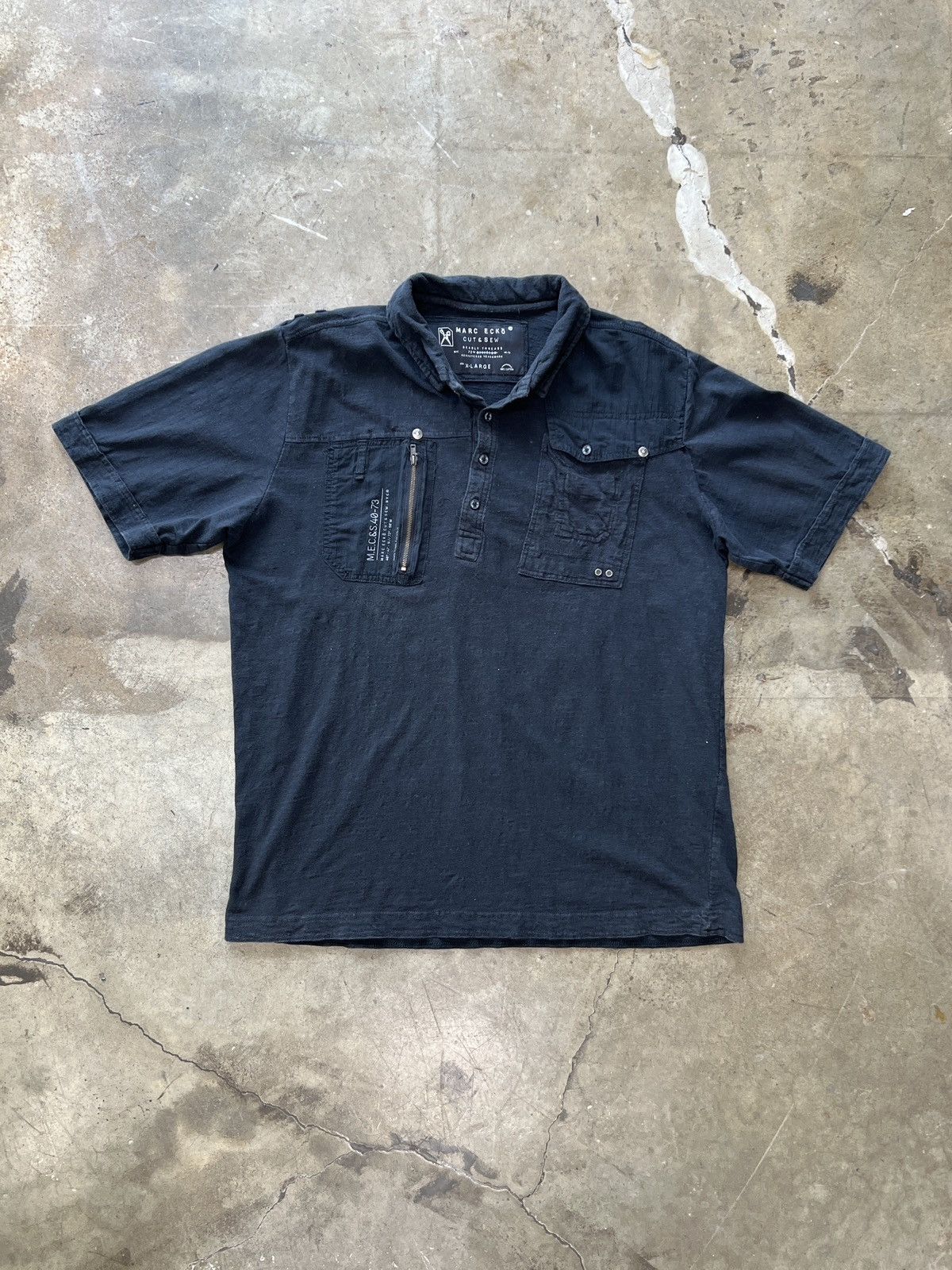 Marc Ecko × Vintage Vintage Y2K Marc Ecko Cut and Sew Quarter Button Polo XL Size US XL / EU 56 / 4 - 2 Thumbnail