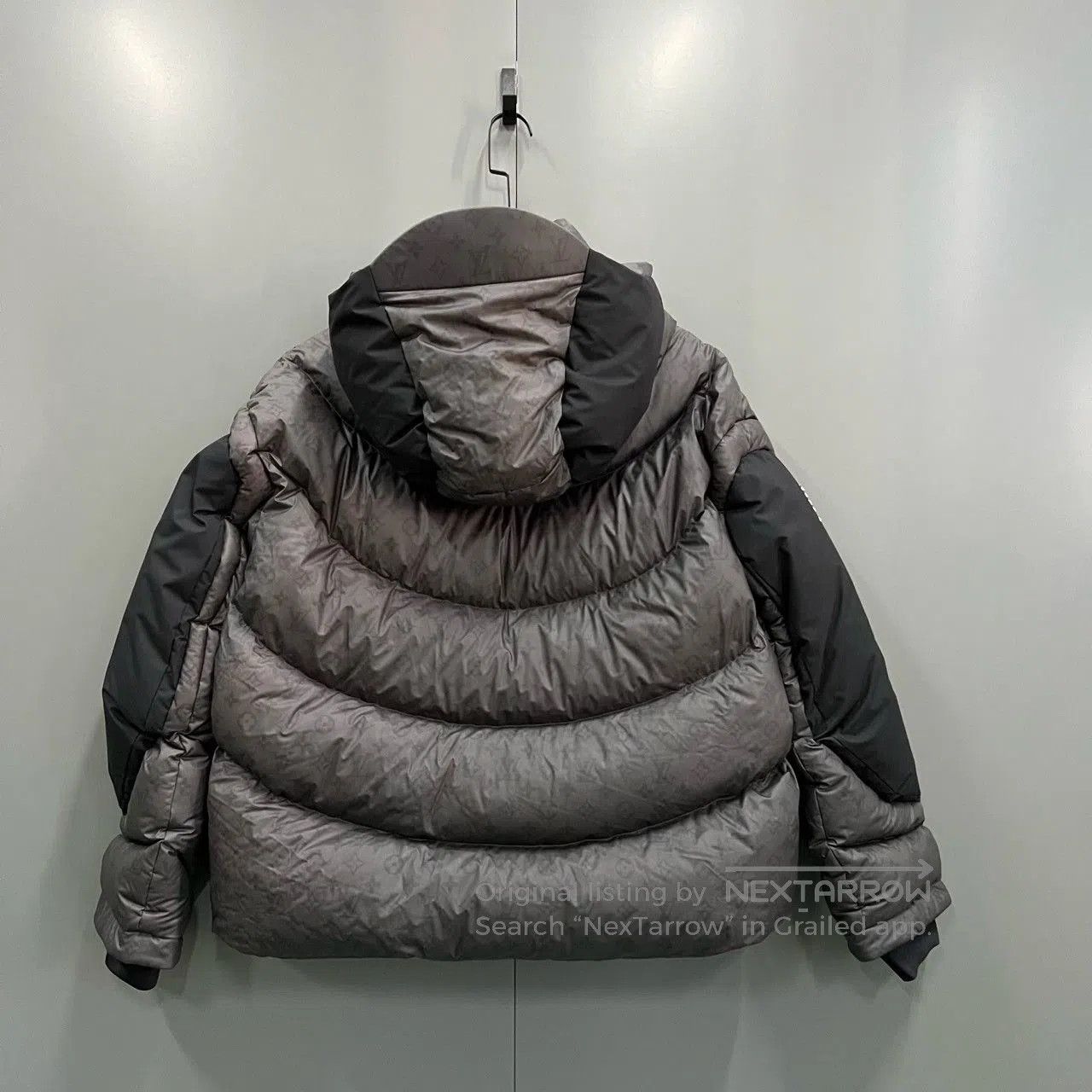 Louis Vuitton louis vuitton insulated down jacket 2054. Size US L / EU 52-54 / 3 - 2 Thumbnail