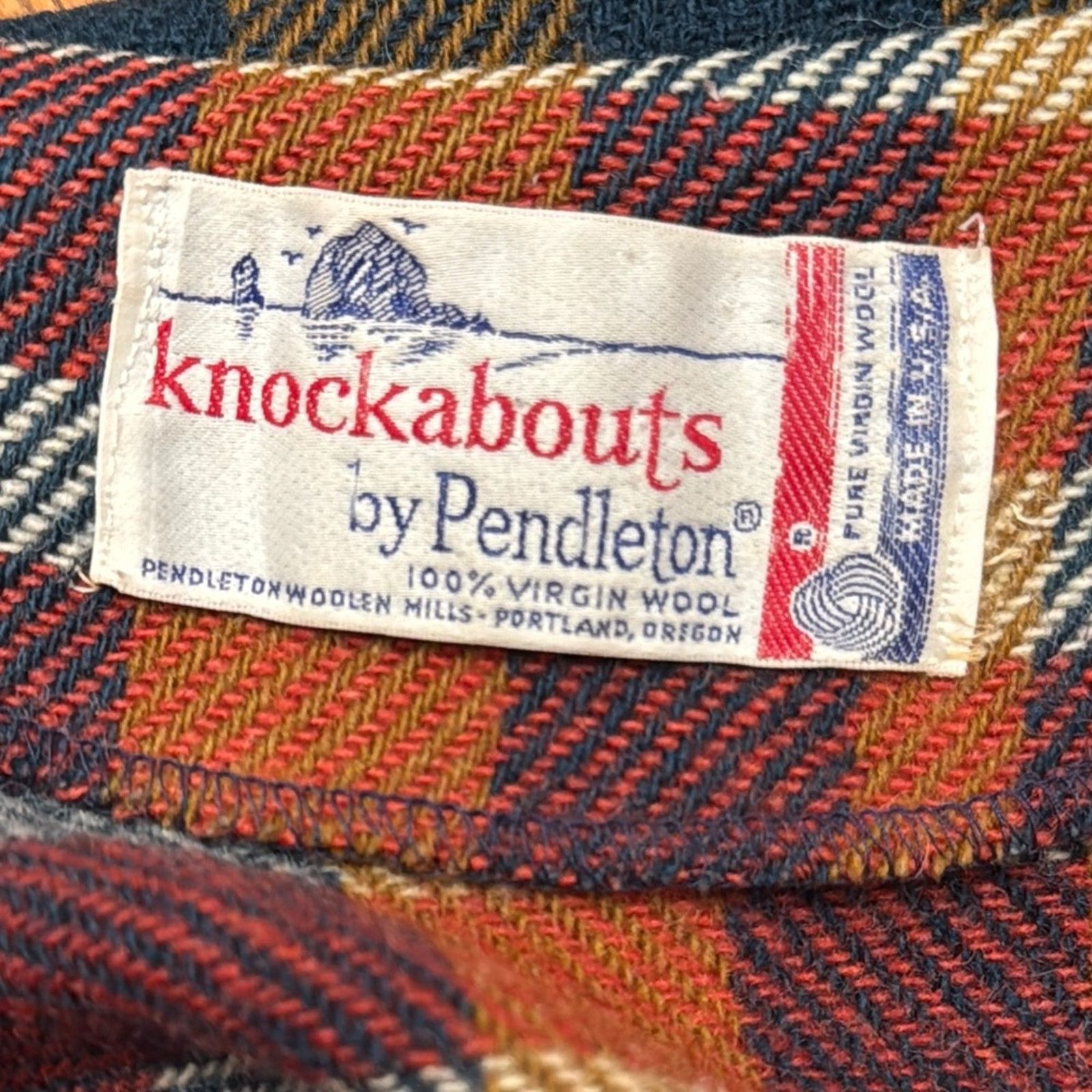 Pendleton × Vintage Vintage 1960s Pendleton Knockabouts Wool Plaid Cape Size ONE SIZE - 2 Thumbnail
