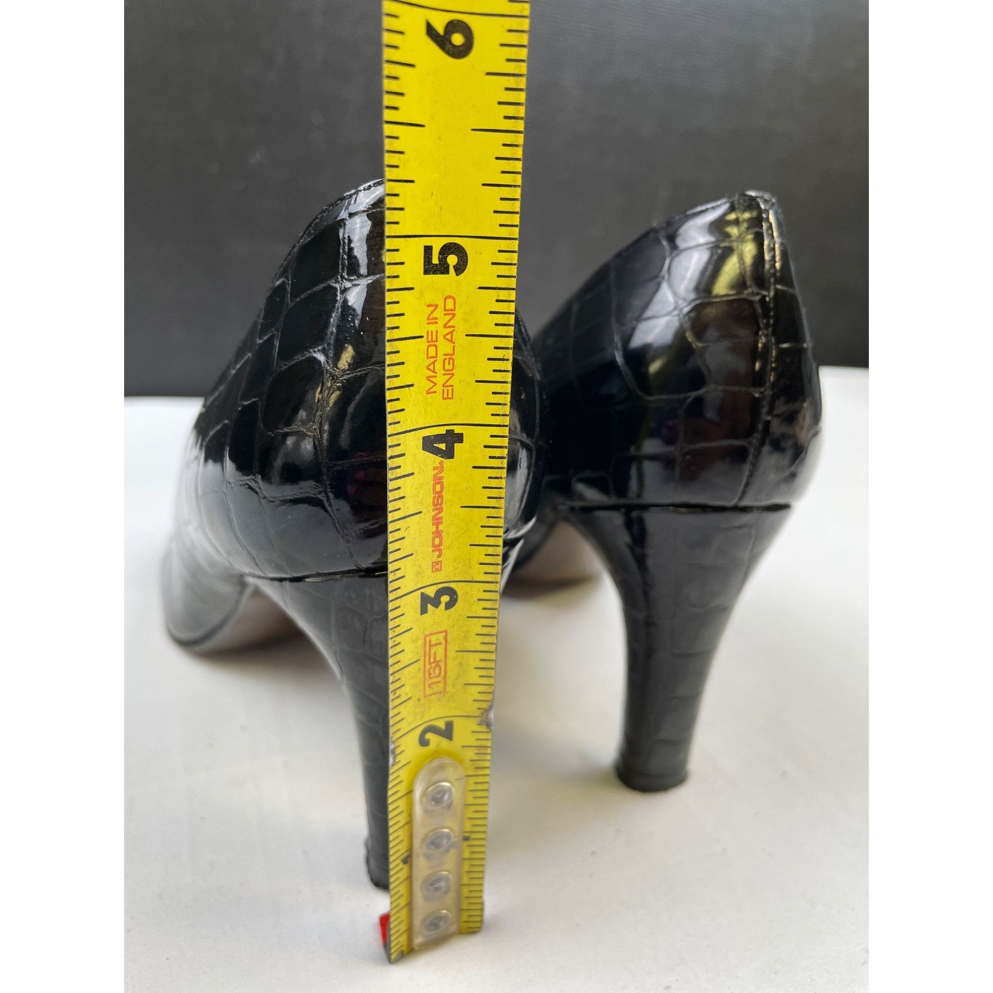 Stuart Weitzman Stuart Weitzman Women's Black Leather Shoes/Heels Size 7 SKU Size US 7 / IT 37 - 6 Thumbnail