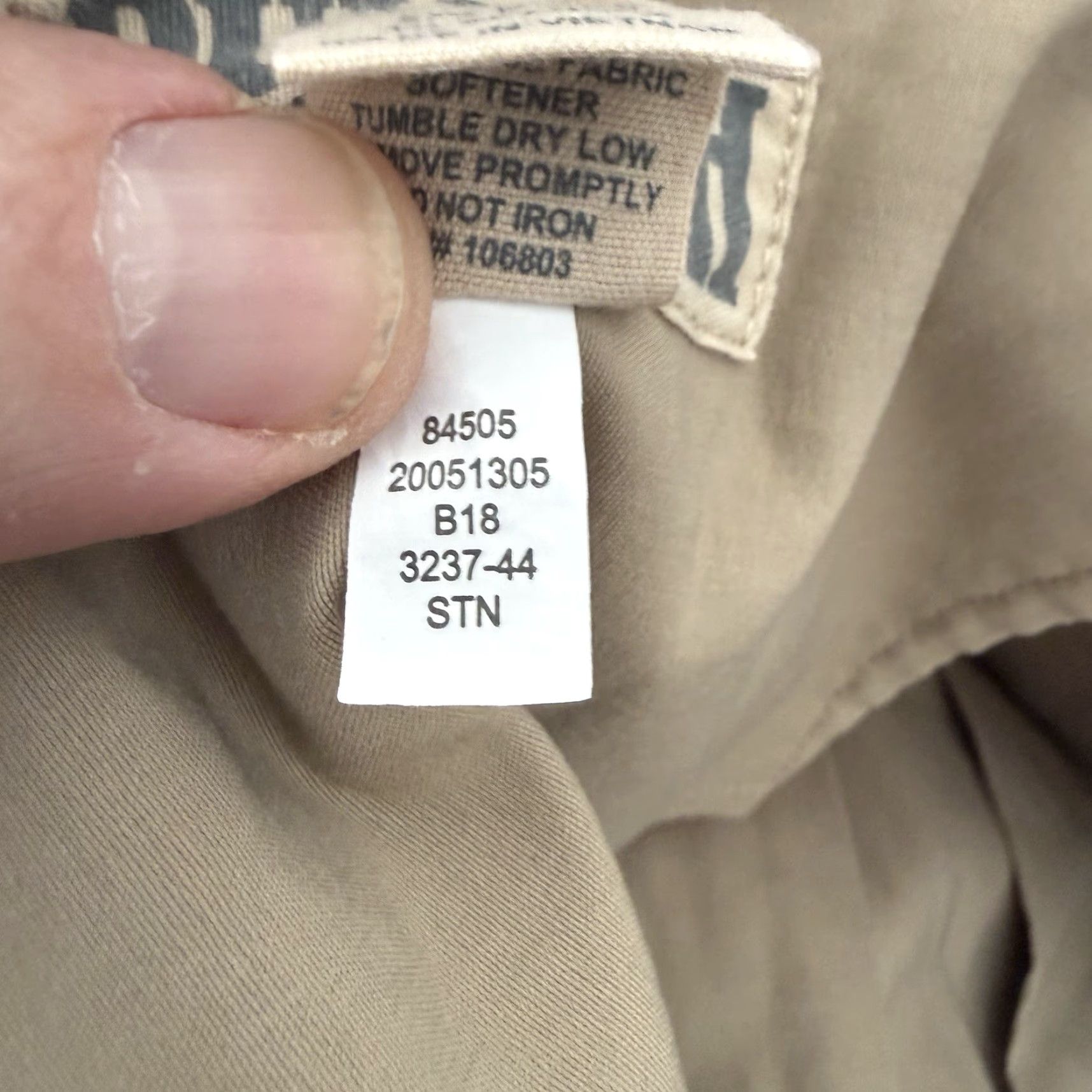 Vintage Duluth Trading Pants Men XL x 32 Tan Cargo Outdoor Hiking Nylon Stretch 84505 Size US 36 / EU 52 - 4 Thumbnail