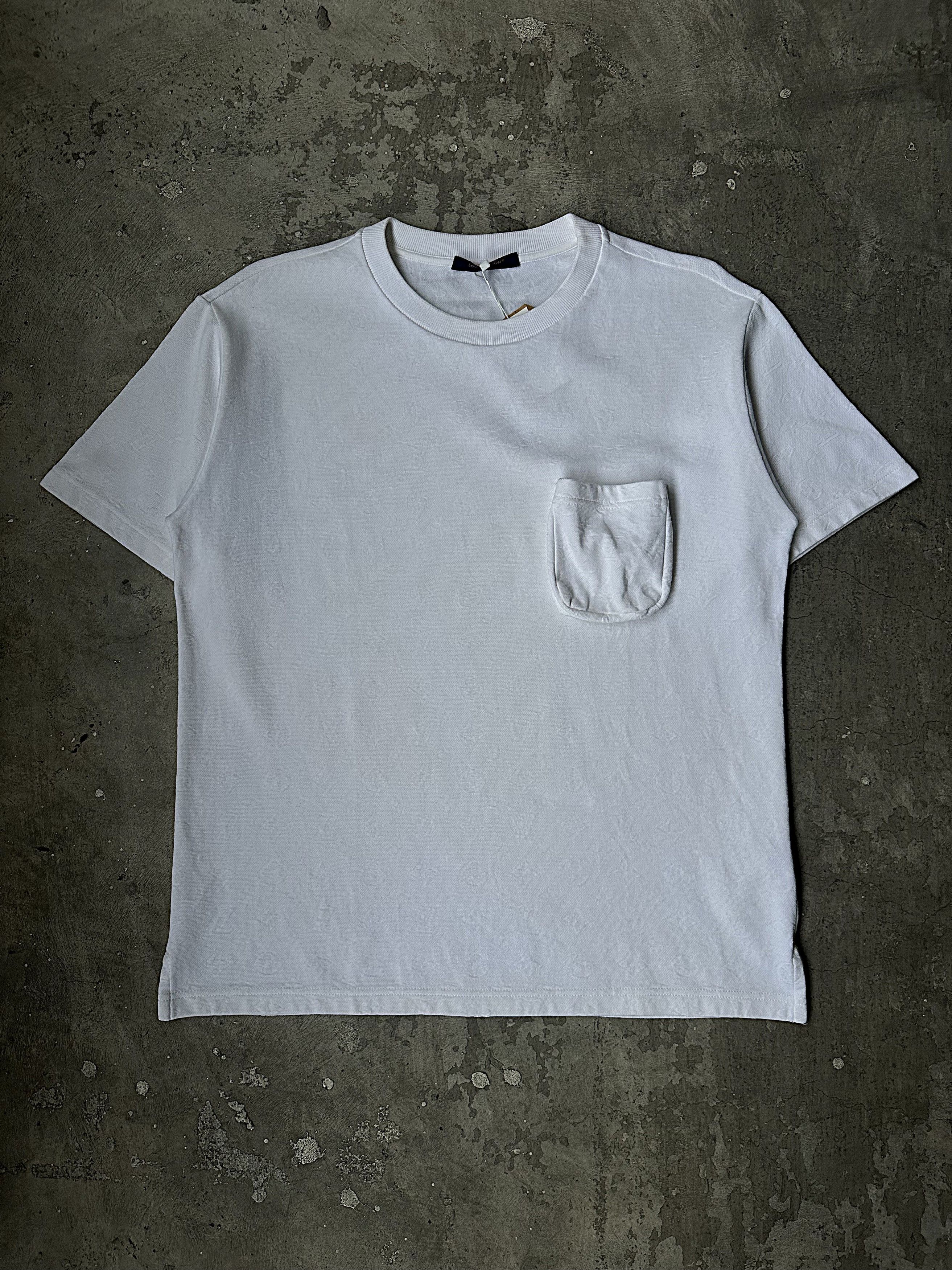 Louis Vuitton Louis Vuitton - S/S 24 - 3D Pocket Monogram Tee Size US L / EU 52-54 / 3 - 1 Thumbnail