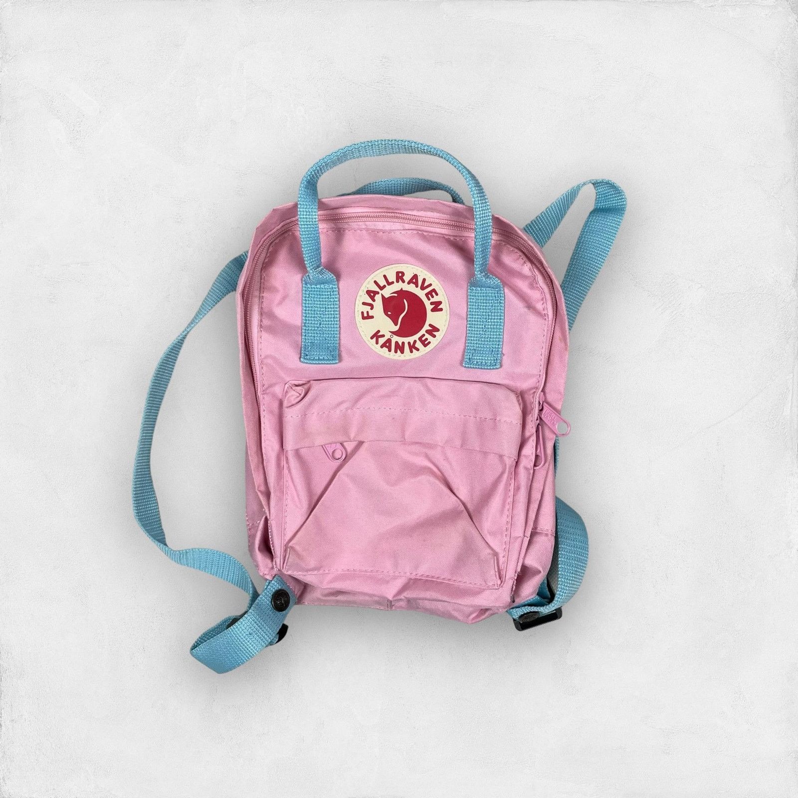 Fjallraven Fjallraven Kanken Women's Pink Everyday Outdoor Backpack Bag Size ONE SIZE - 1 Thumbnail