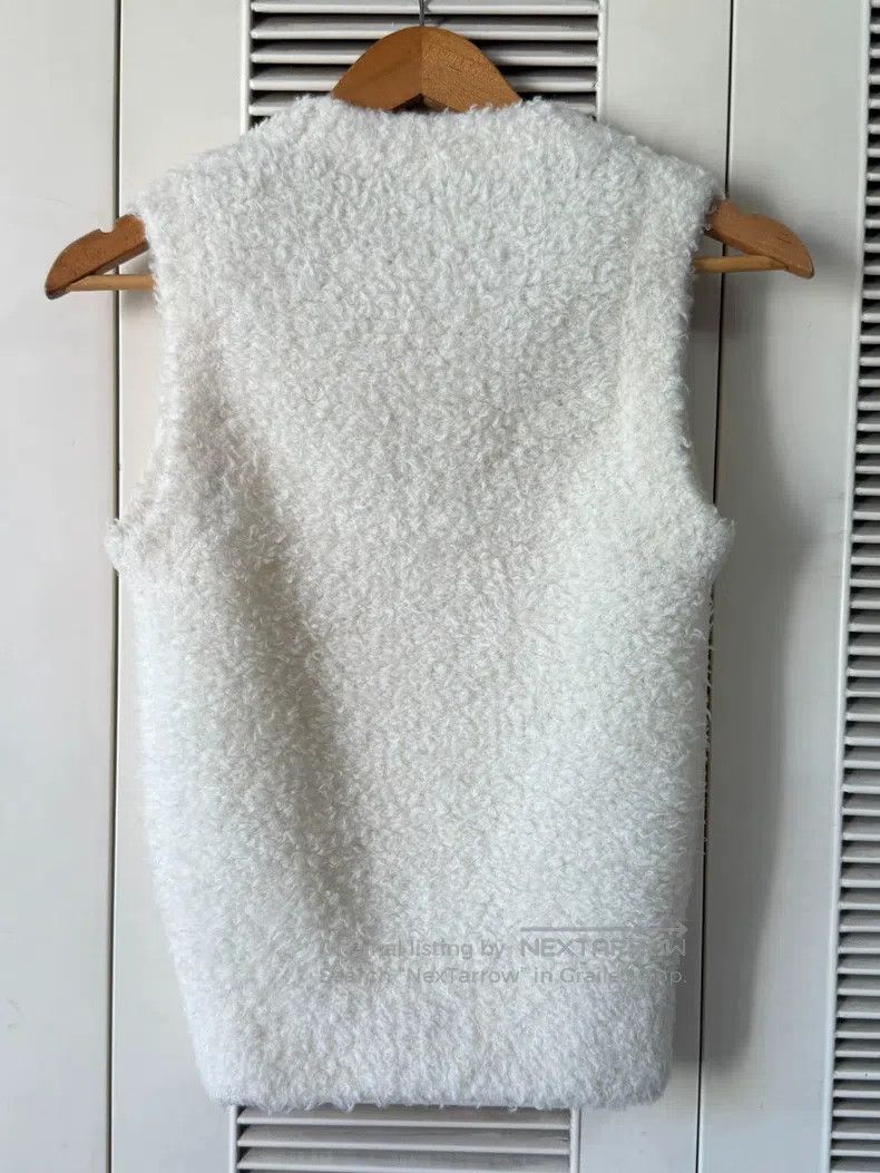 Dior Dior Milky white lamb wool vest Size XS / US 0-2 / IT 36-38 - 2 Thumbnail