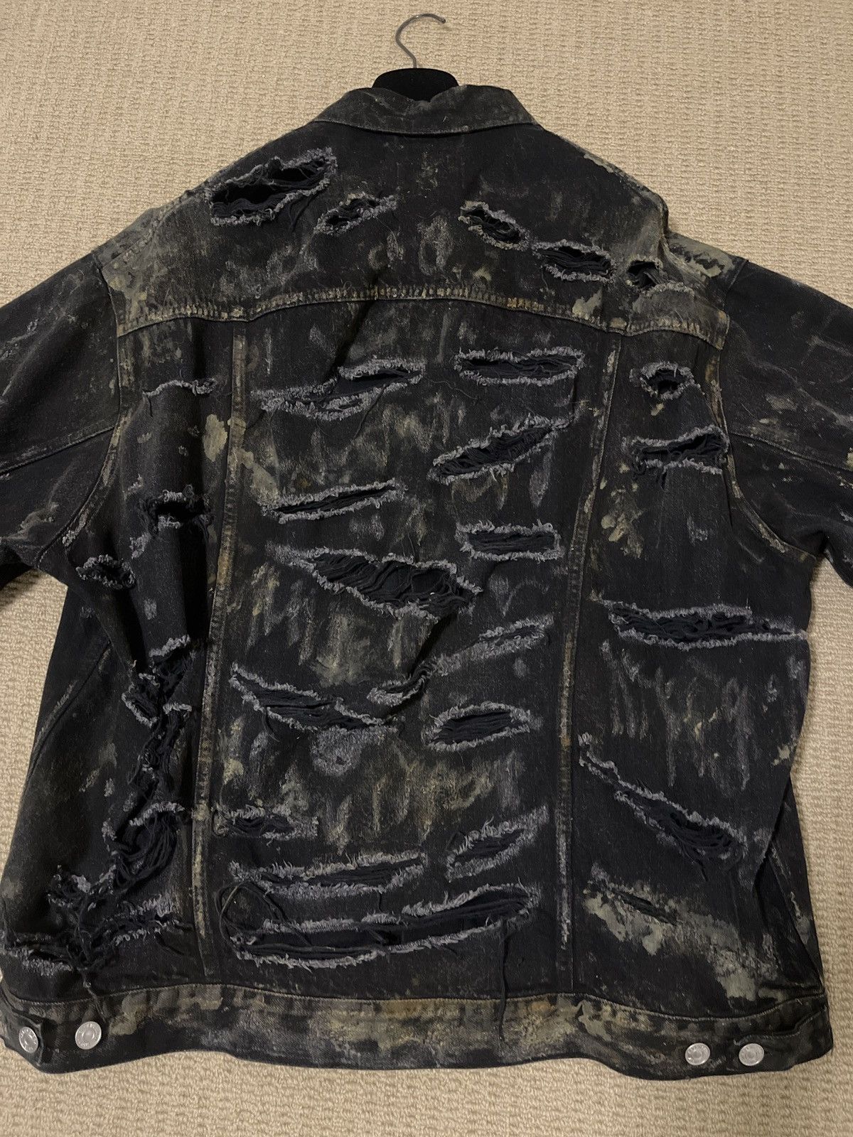 Balenciaga 2024 mud show distressed slashed black denim jacket Size US XL / EU 56 / 4 - 3 Thumbnail
