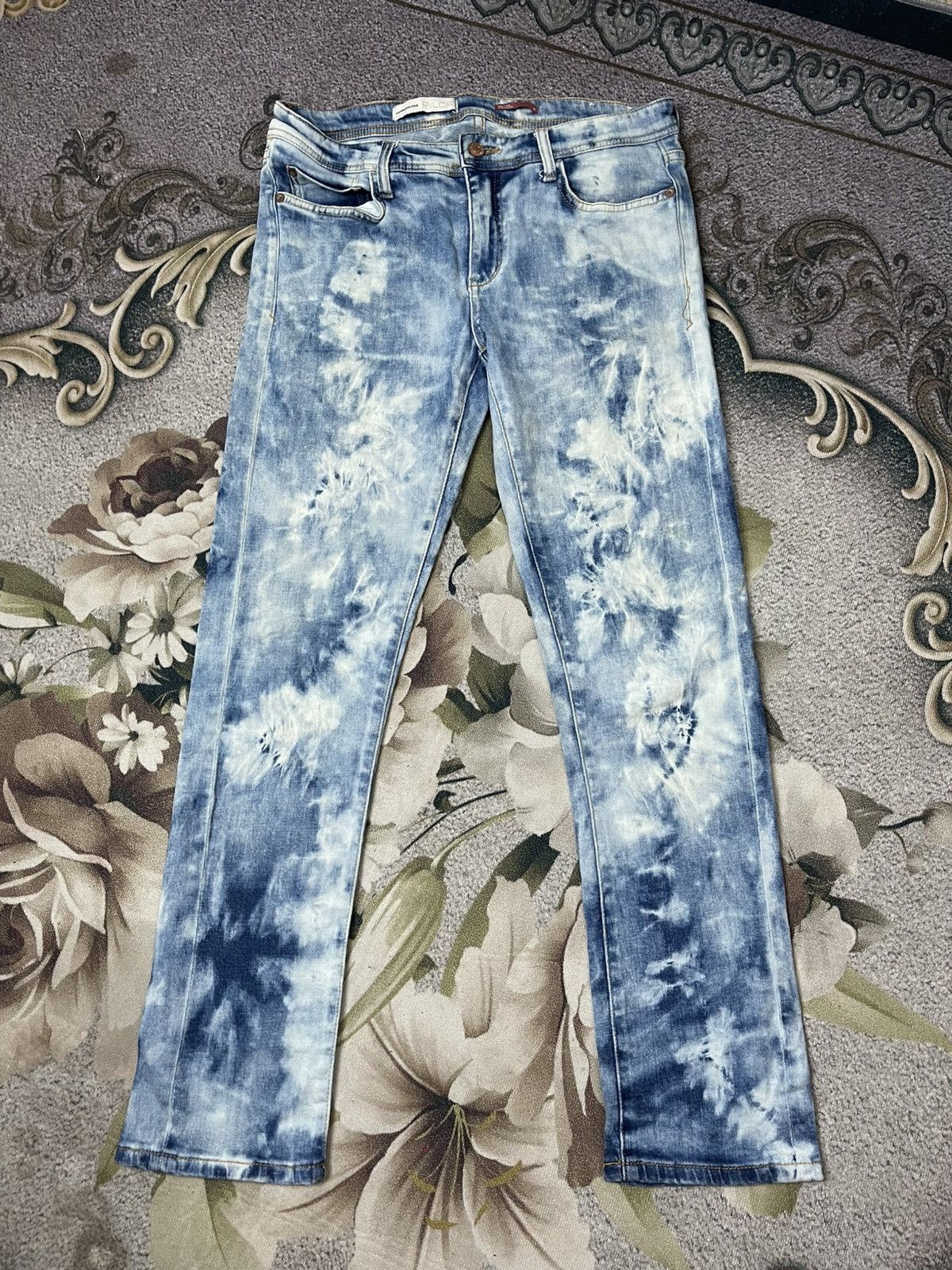 Anthropologie Acid Wash Jeans Stretchable