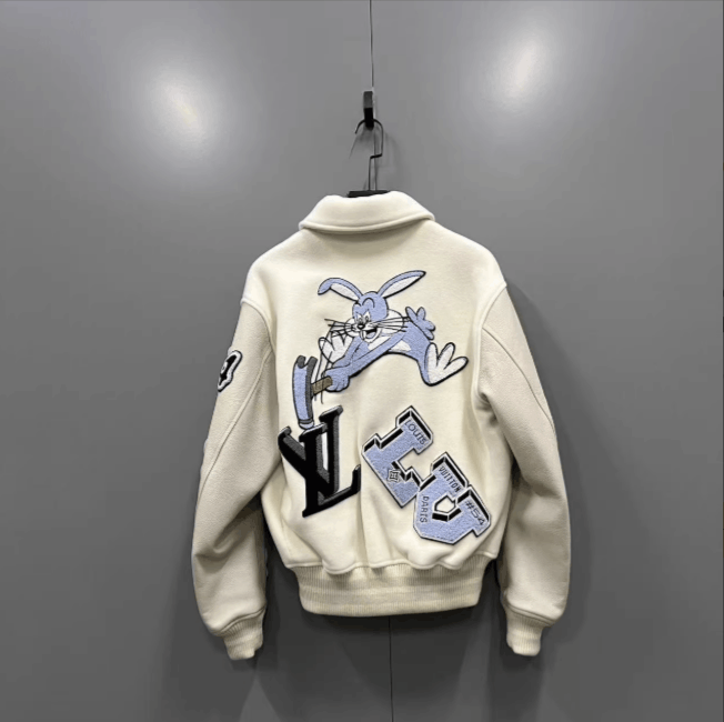 Louis Vuitton Louis Vuitton LV Size US M / EU 48-50 / 2 - 2 Thumbnail