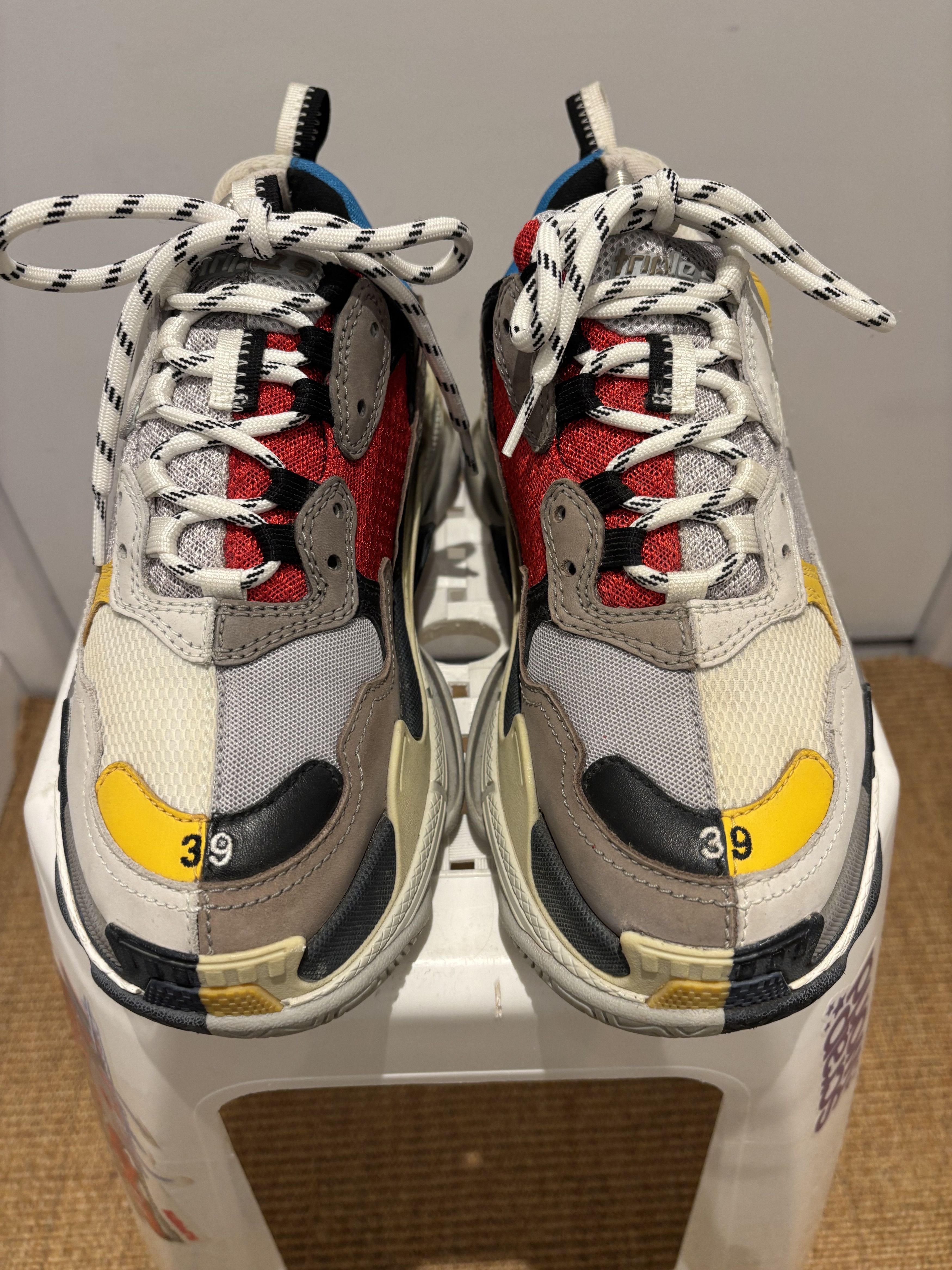 Balenciaga Basket de luxe Balenciaga Triple S en tbe Size US 6 / EU 39 - 10 Thumbnail