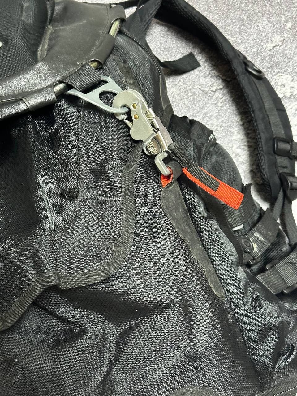 Oakley × Vintage Vintage Oakley Y2K Sling Bag Bag Pack Size ONE SIZE - 11 Thumbnail