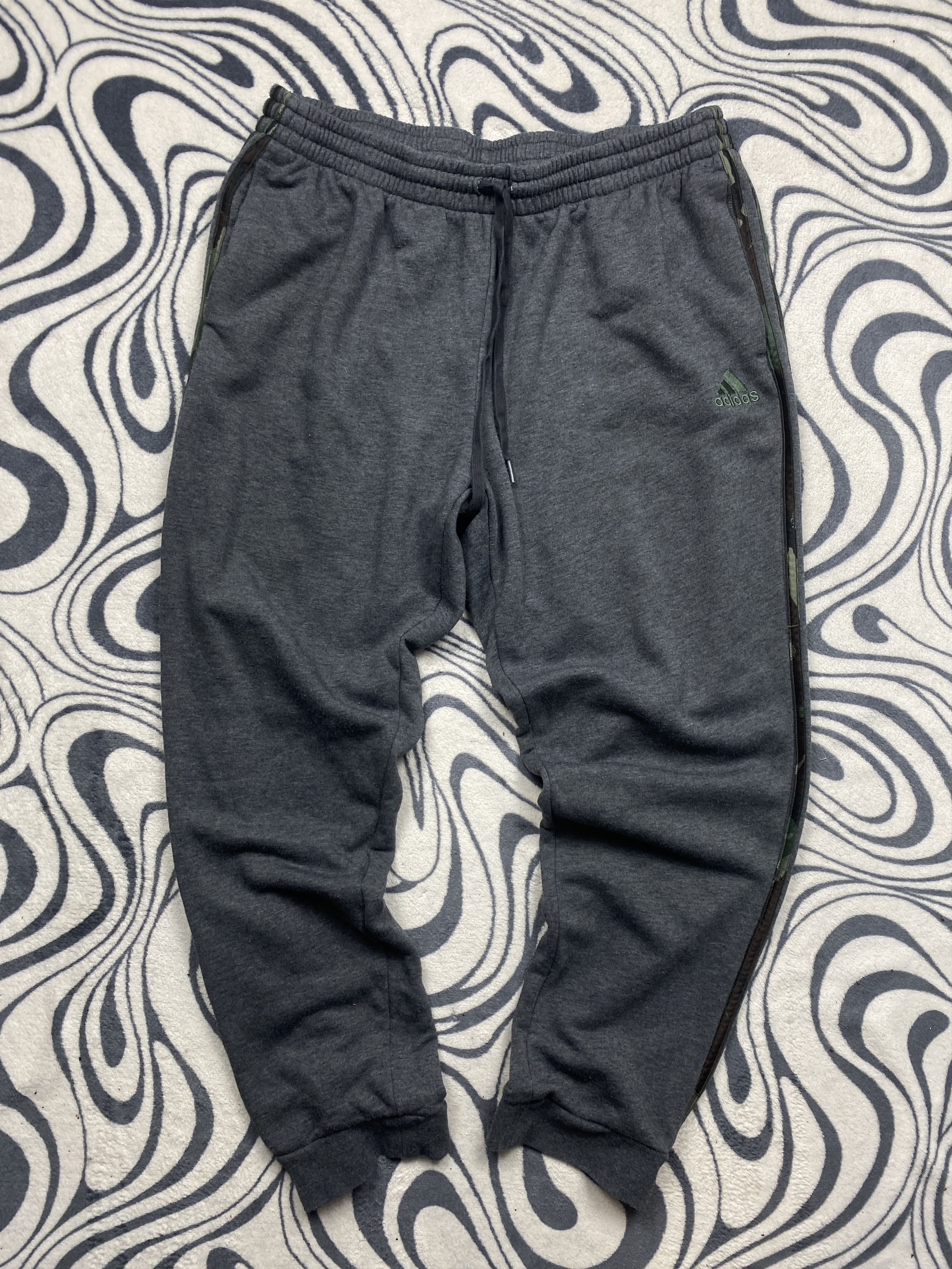 Adidas Adidas Mens Track Pants Sweatpants Size US 38 / EU 54 - 1 Thumbnail