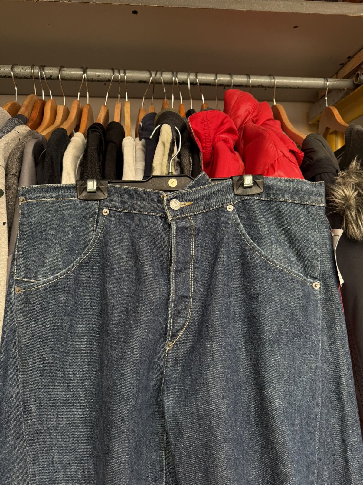Levi's Vintage Levis Engineered Cinch Back Loose Fit Denim Jeans Size US 32 / EU 48 - 3 Thumbnail