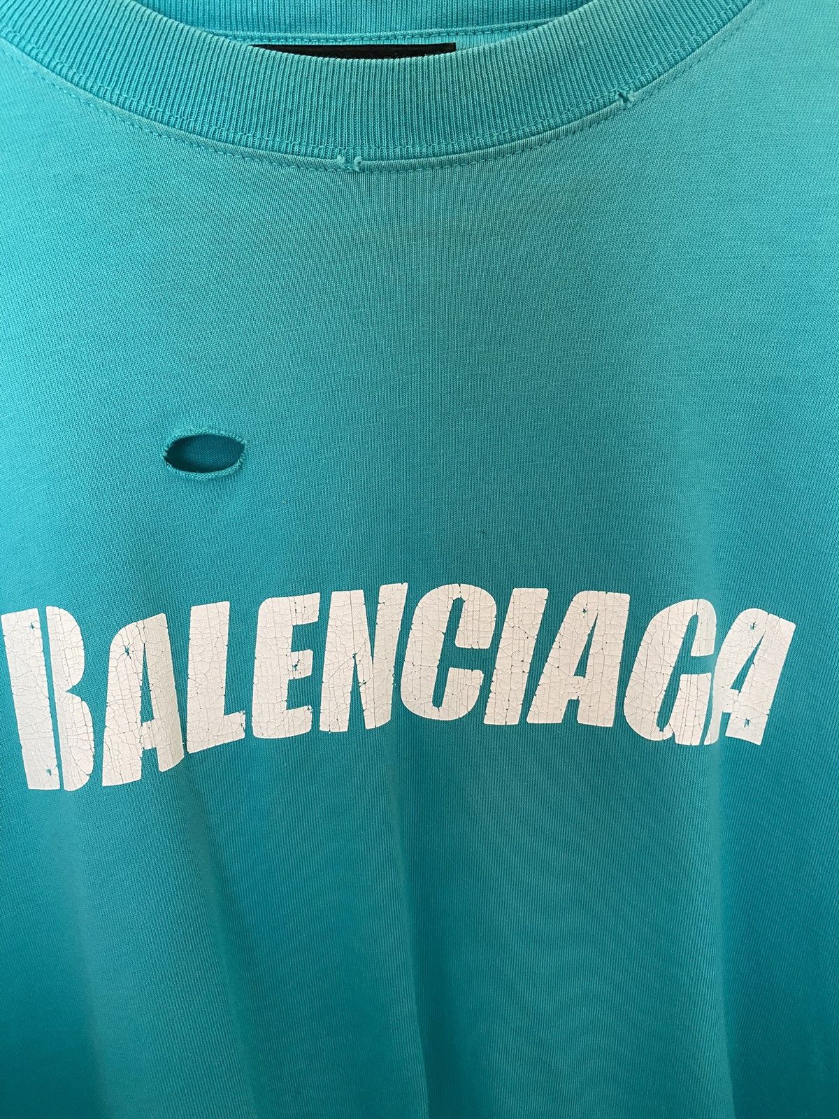 Balenciaga Balenciaga Oversized Shirt Size Small Size US S / EU 44-46 / 1 - 2 Thumbnail