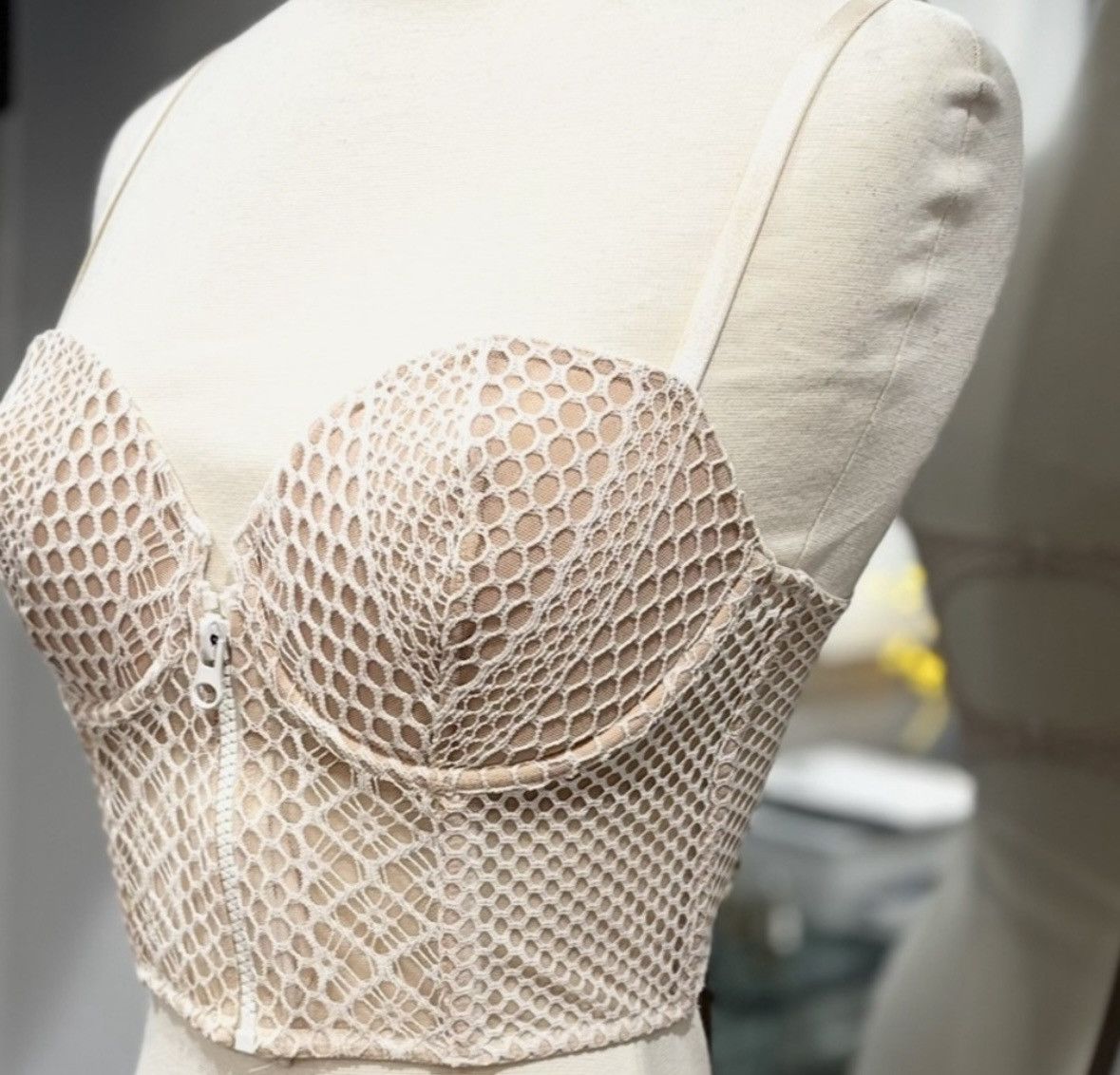 Victoria's Secret Victoria’s Secret Very Sexy Crochet Longline Underwire Bra Size ONE SIZE - 4 Thumbnail