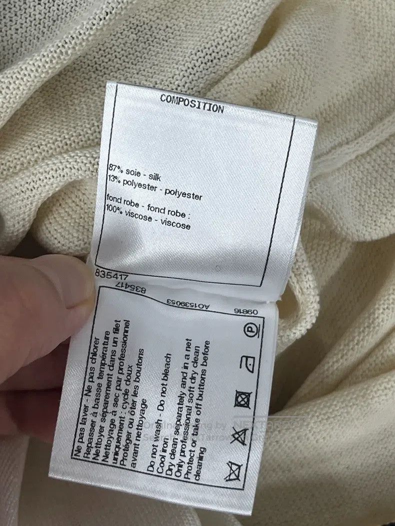 Chanel Chanel White V-neck four-pocket knitted dress Size XS / US 0-2 / IT 36-38 - 6 Thumbnail