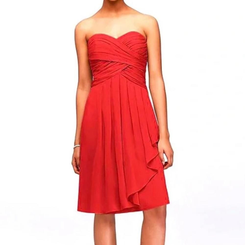 Designer David’s Bridal l Crinkle Chiffon Sweetheart Dress Size 6 Size M / US 6-8 / IT 42-44 - 1 Thumbnail