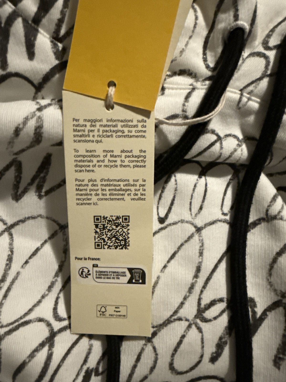 Marni Scribble Motif Hooded Sweatshirt in White Size US M / EU 48-50 / 2 - 7 Thumbnail