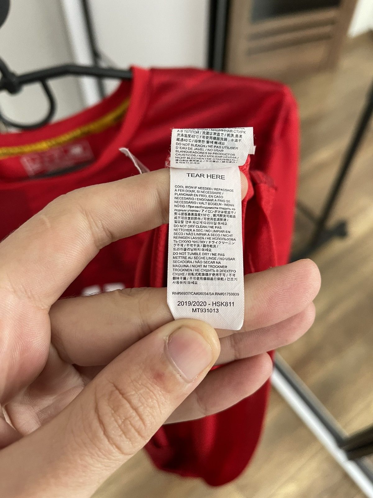 New Balance 2019/2020 Liverpool New Balance Soccer Jersey Shirt Size US L / EU 52-54 / 3 - 12 Thumbnail