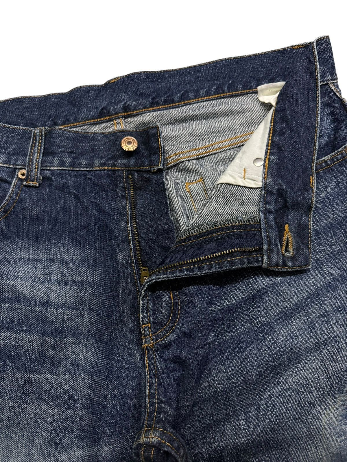 Japanese Brand Vintage Japanese Brand Y2K Distressed Denim jeans | W35 Size US 35 - 8 Thumbnail