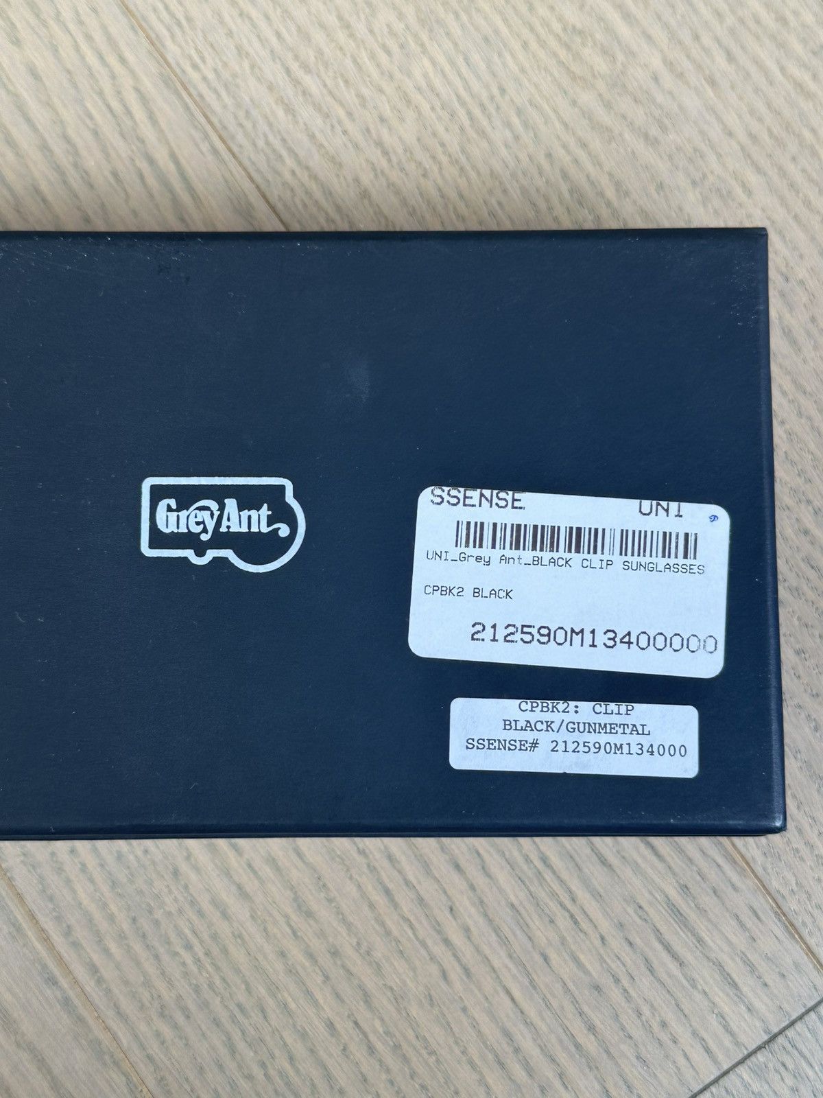 Grey Ant Black Sunglasses Size ONE SIZE - 6 Thumbnail