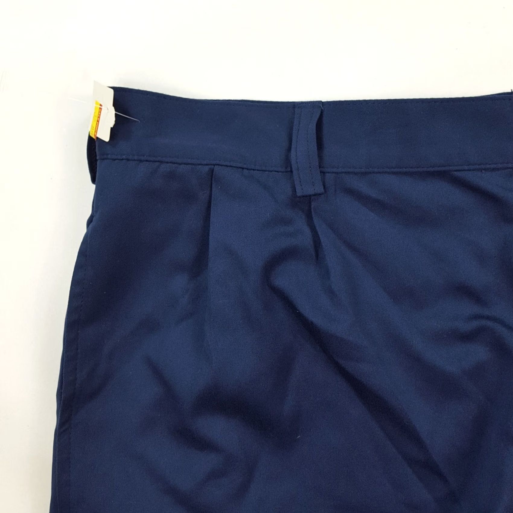 Spalding VINTAGE Spalding Golf Navy Blue Pleated Front Men's 35 Chino Shorts Size US 35 - 3 Thumbnail