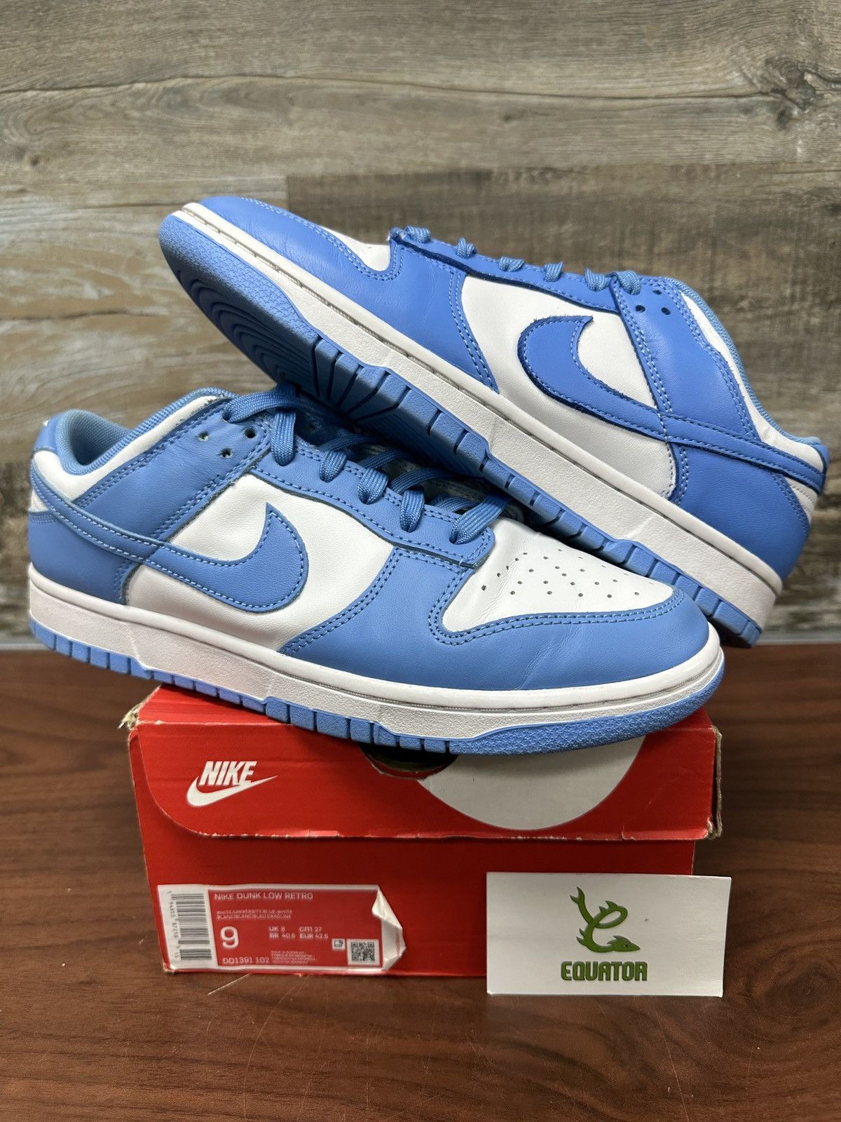 image of Nike Dunk Low Unc Size 9 Shoes in Blue, Men's