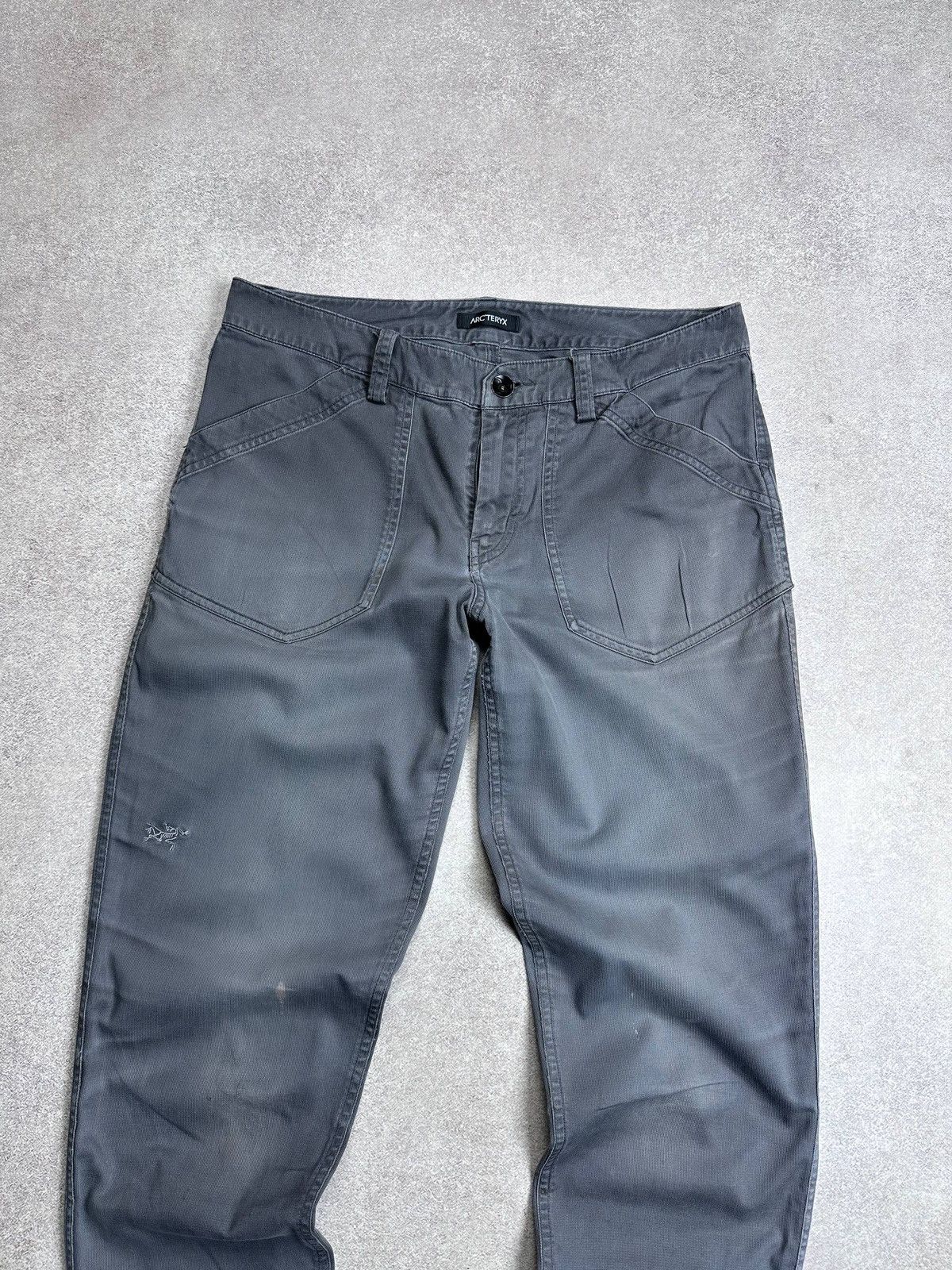 Arc'teryx Vintage Arc'teryx Womans Cargo Distressed Pants 10 Size 32" / US 10 / IT 46 - 4 Thumbnail