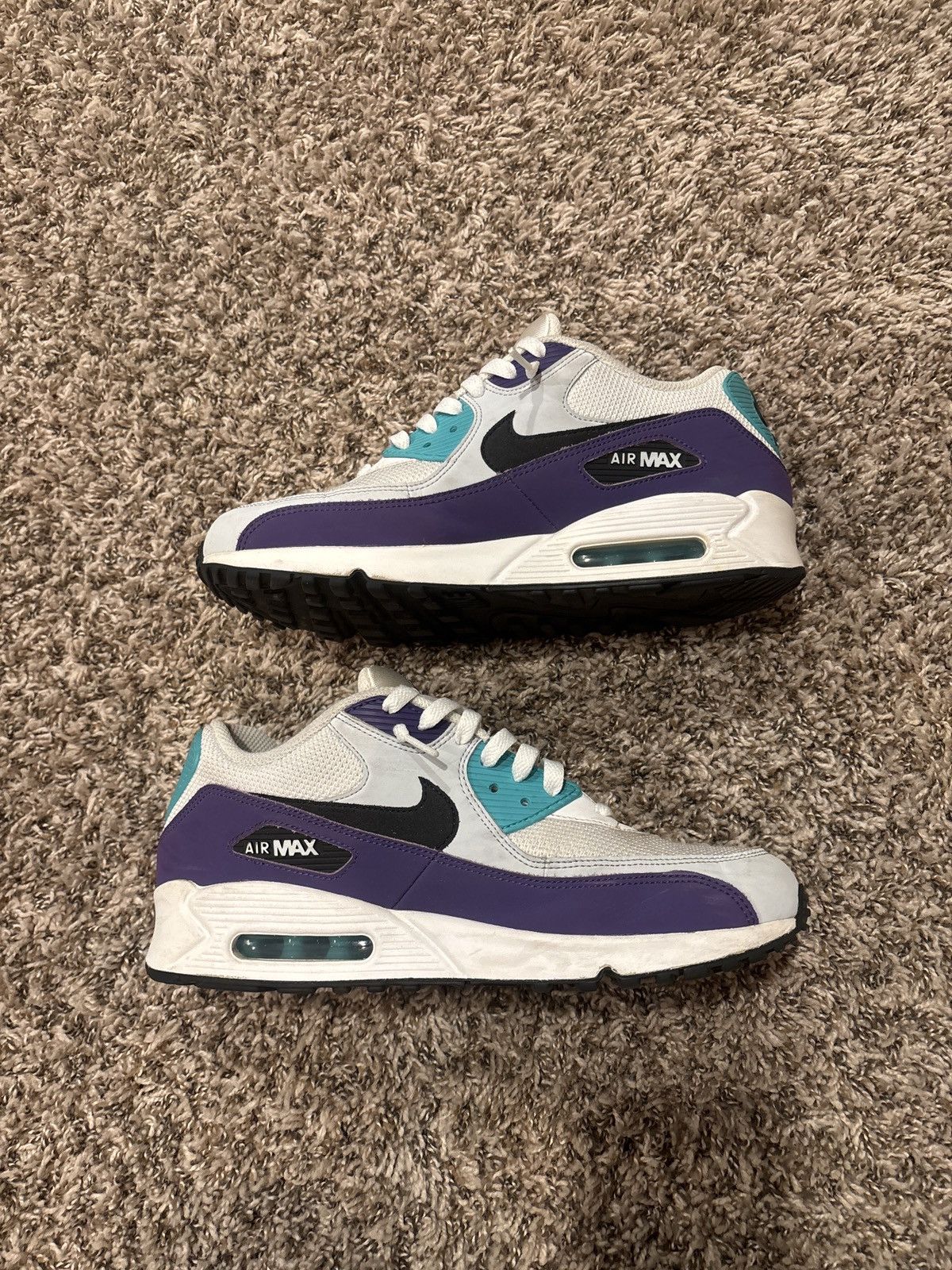 Nike Air Max 90 - Grape Size US 10 / EU 43 - 3 Thumbnail