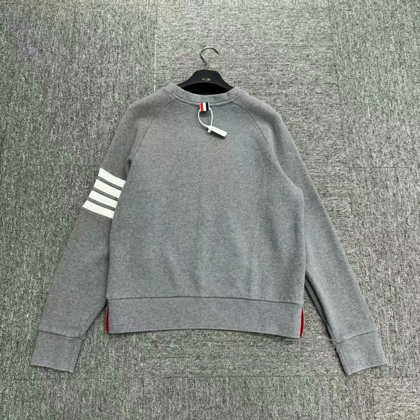 Thom Browne thom browne waffle knit sweatshirt. Size US M / EU 48-50 / 2 - 3 Thumbnail