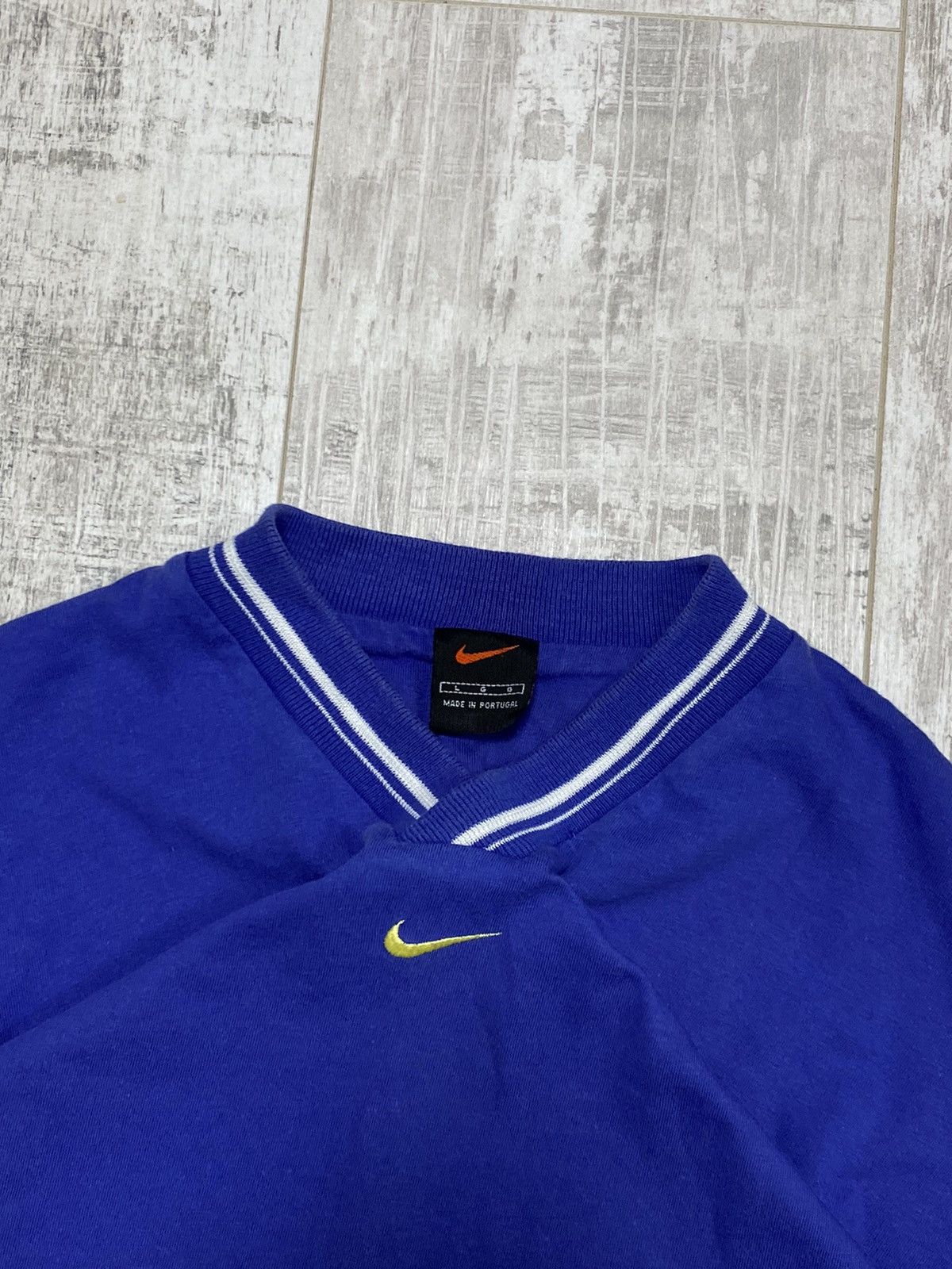 Nike × Vintage 🔥VINTAGE 90S NIKE CENTRAL SWOOSH SHORT SLEEVE T-SHIRT Size US L / EU 52-54 / 3 - 4 Thumbnail