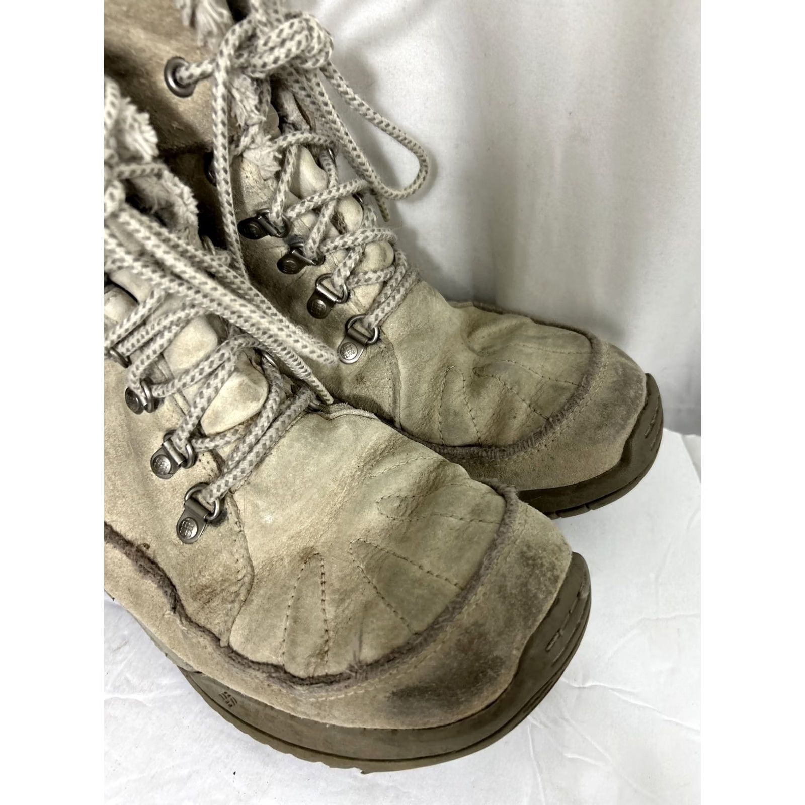 Vintage Columbia Women's Lavela II Suede Waterproof Winter Boots Thinsulate Ivory, Size US 9 / UK 7, Round Toe, Lace Up, Casual, Boot, M Width, Winter, Women Size US 7 / IT 37 - 2 Thumbnail