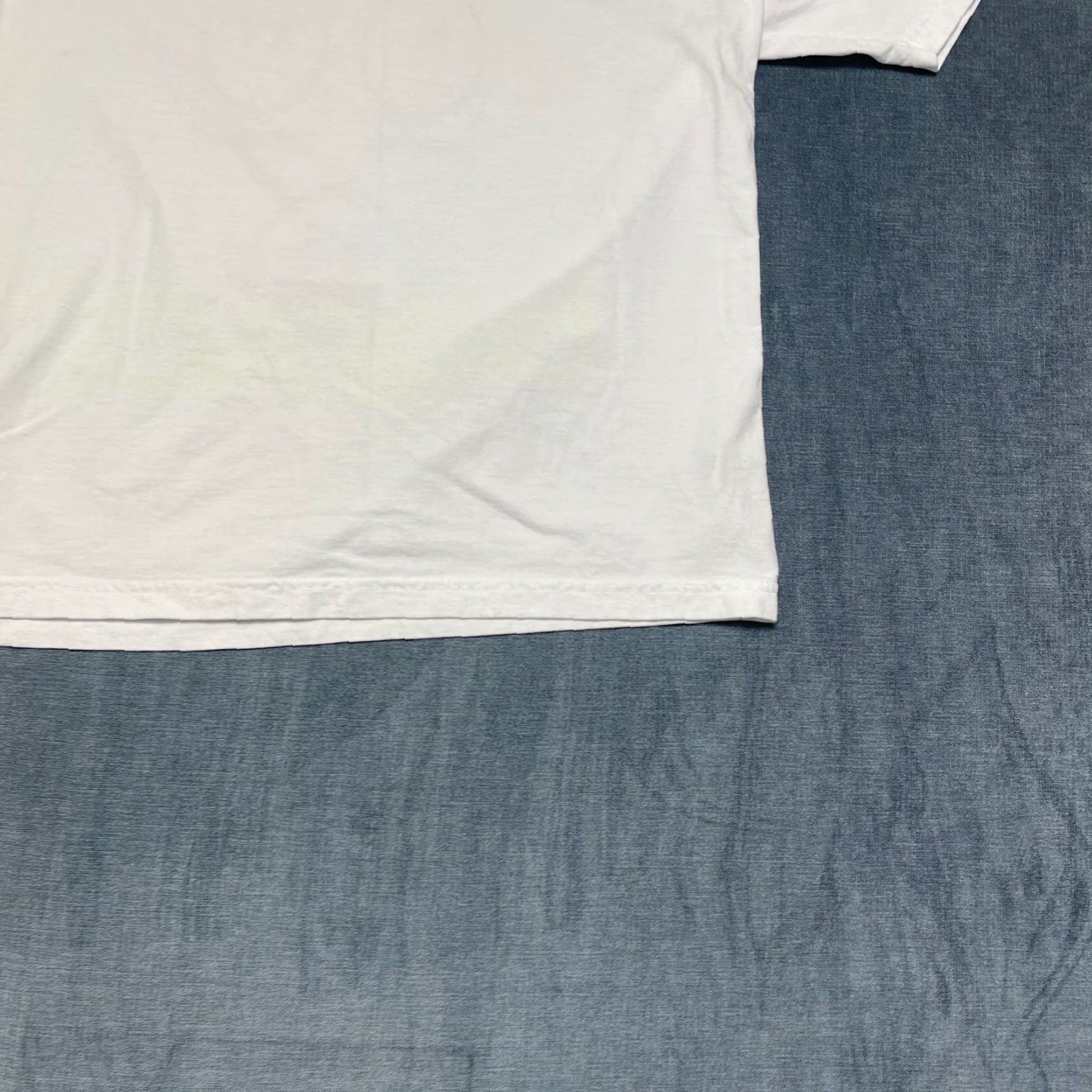 Vintage VINTAGE Bigface T Shirt Mens Large White Smile Coffee Dream Connect Icons Graphic Print Size US L / EU 52-54 / 3 - 2 Thumbnail