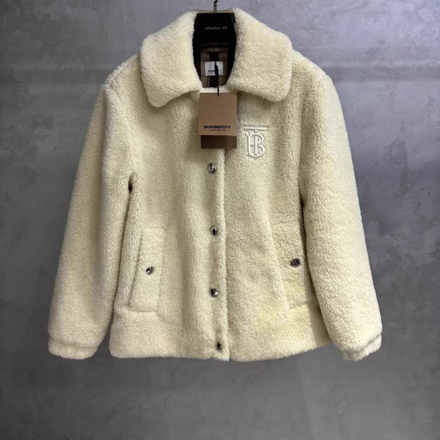 Burberry Burberry ivory exclusive logo long fuzzy coat 38 NWT Size S / US 4 / IT 40 - 1 Thumbnail