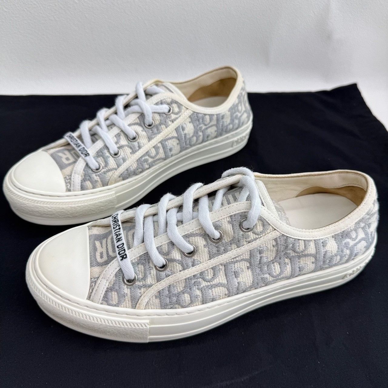 Dior Dior Retro Gray Lowtop Sneakers us_8-5 Women Size US 8.5 / IT 38.5 - 1 Thumbnail