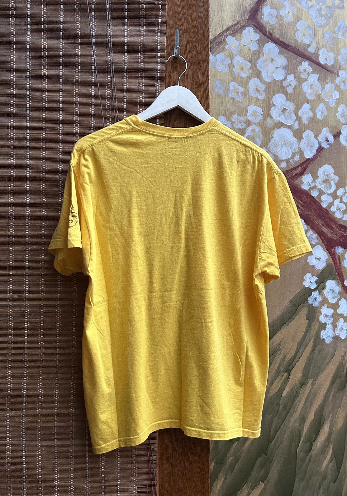 Fruit Of The Loom Vintage 2006 Danger Mouse 25th Anniversary Yellow T-Shirt Size US L / EU 52-54 / 3 - 2 Thumbnail