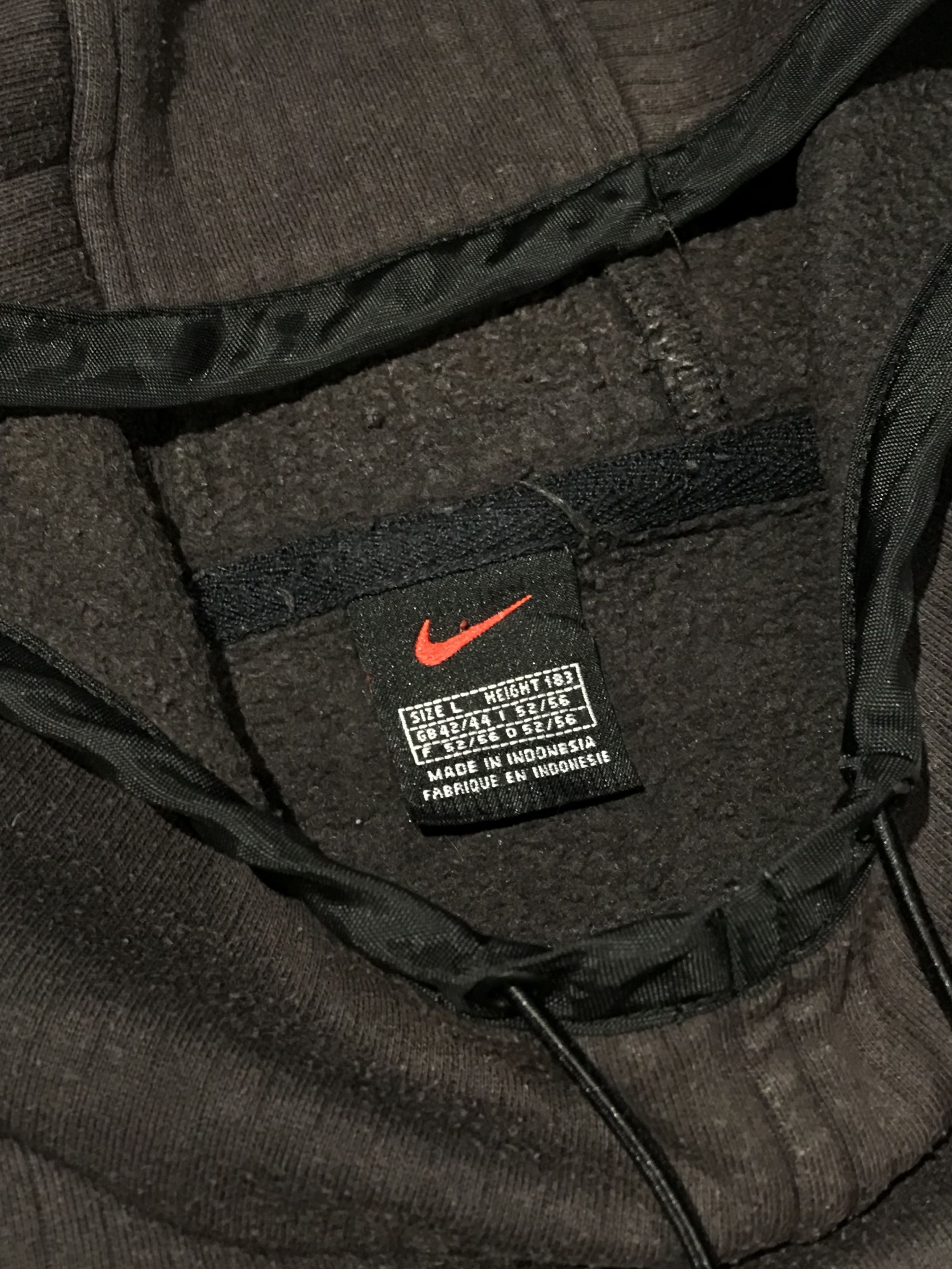 Nike Vintage brown 90s NIKE ‘centre swoosh’ sweatshirt (M) Size US M / EU 48-50 / 2 - 3 Thumbnail