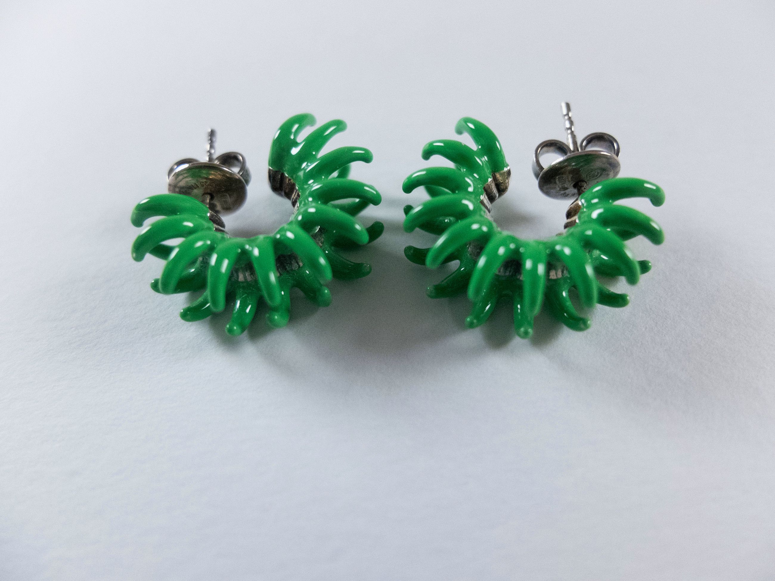 Bottega Veneta BOTTEGA VENETA Spine parakeet green enameled hoop earrings q Size ONE SIZE - 6 Thumbnail