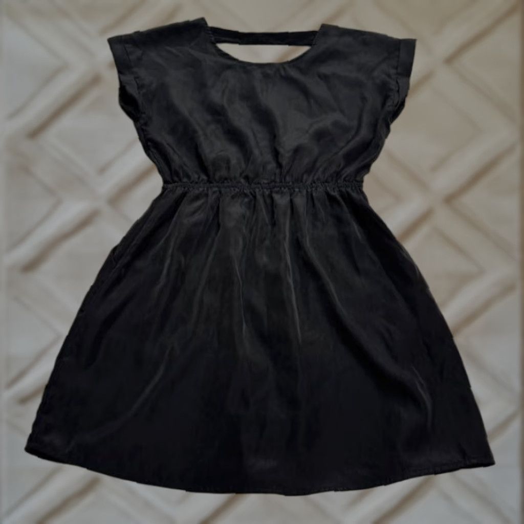Vintage Pink Republic Dress Woman A-Line Cut Out Sleeveless Black Mini Short Crew Neck Medium Black Classic Workwear LBD Minimalist Vintage No Size M / US 6-8 / IT 42-44 - 1 Thumbnail