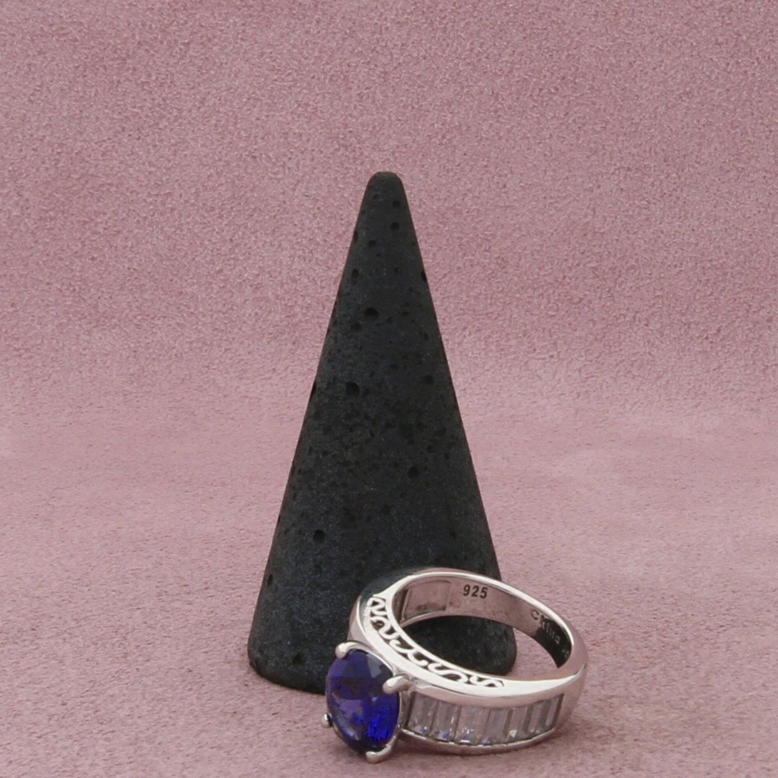 Sterling Silver sterling silver oval-cut amethyst & baguette cz ring size 6 Size ONE SIZE - 5 Thumbnail