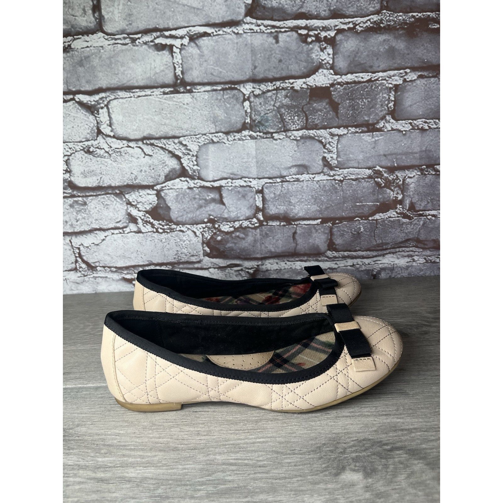 Born Born Pink Leather Black Bow Quilted Ballet Flats Shoes Women Size US 6 / IT 36 - 8 Thumbnail
