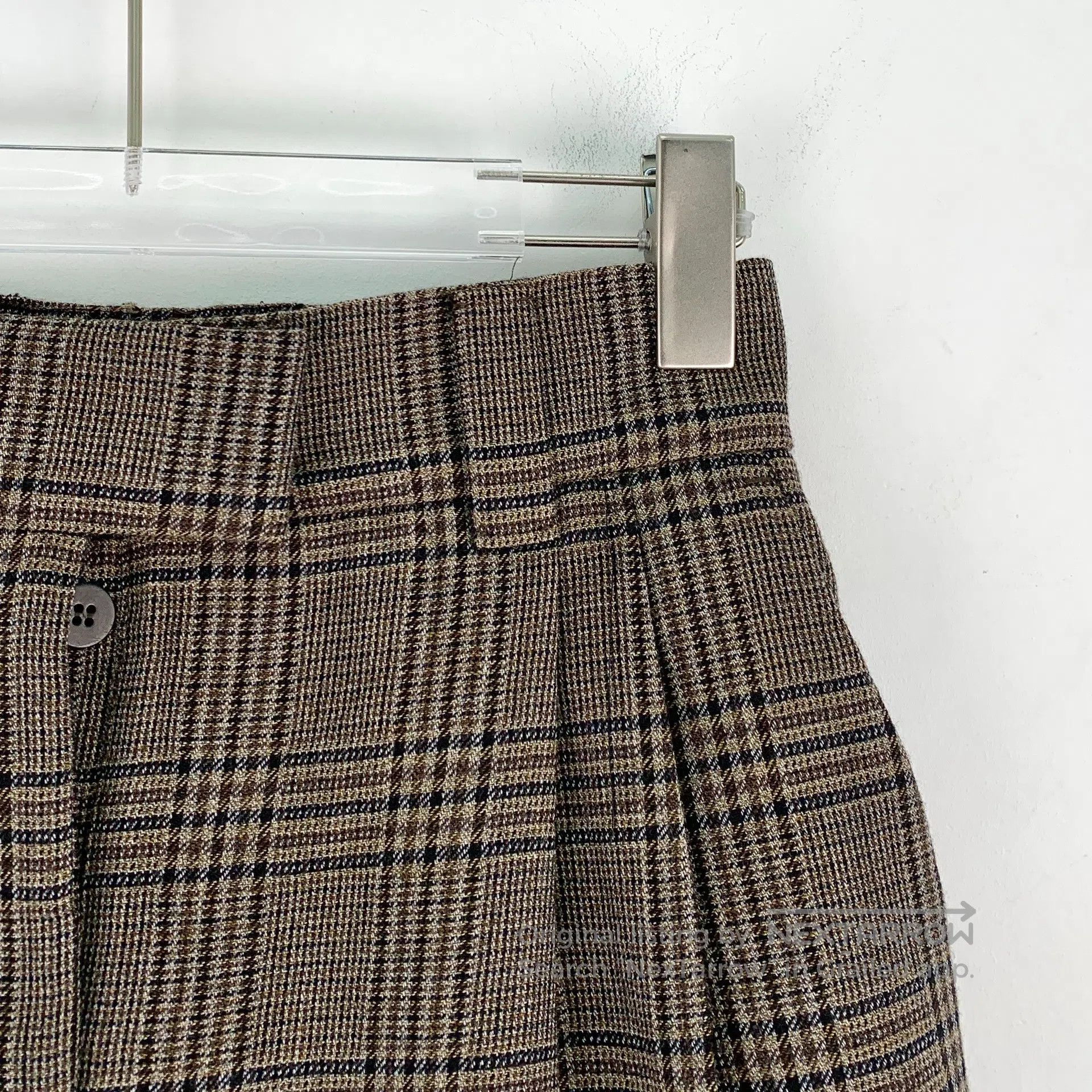 Miu Miu Miu Miu Dark Brown Plaid Logo Letter Embroidered Casual Sh Size 24" / US 00 / IT 34 - 3 Thumbnail