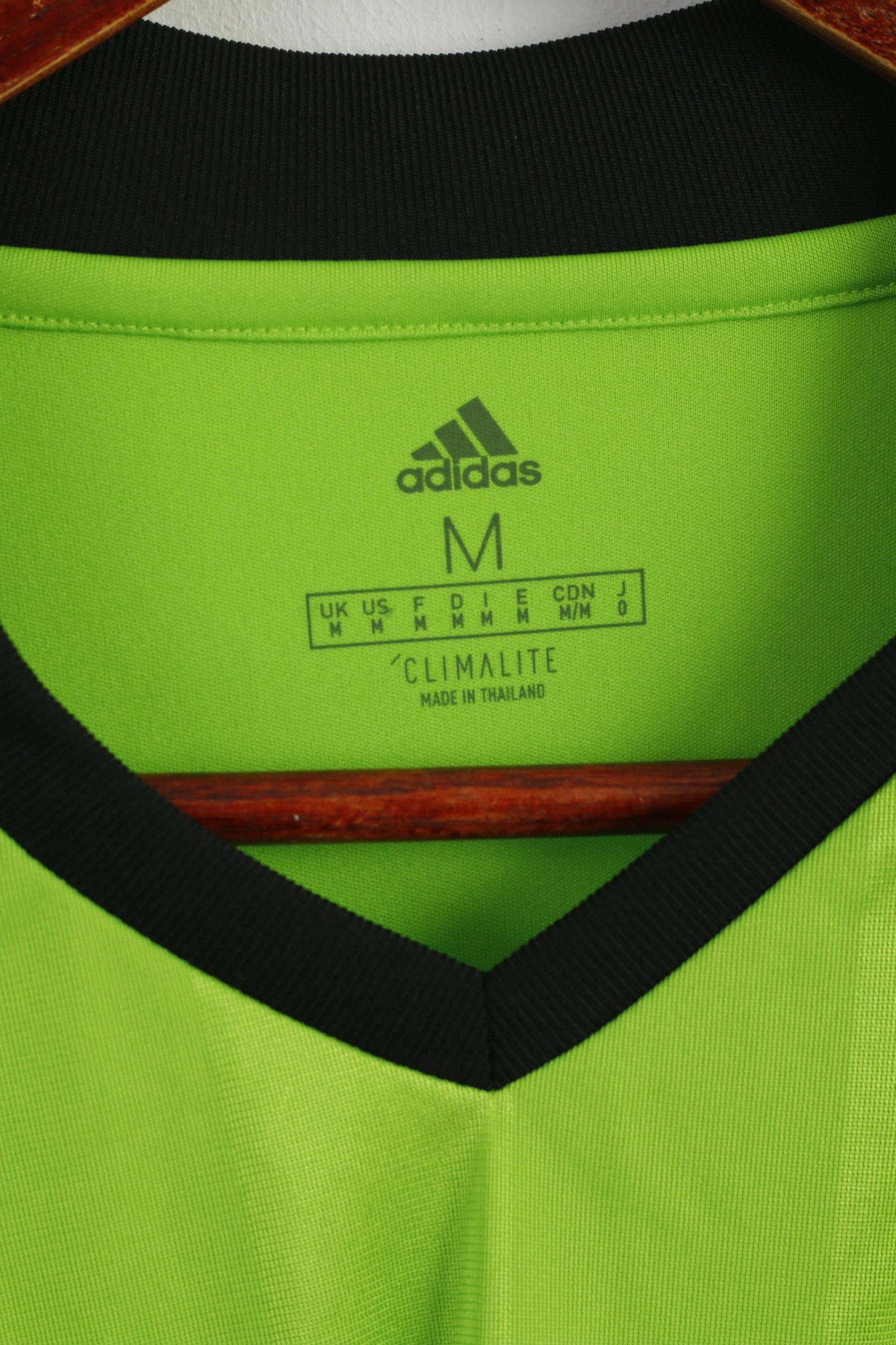 Adidas Adidas Men M Shirt Green Scottish FA Referee 8841 Size US M / EU 48-50 / 2 - 3 Thumbnail
