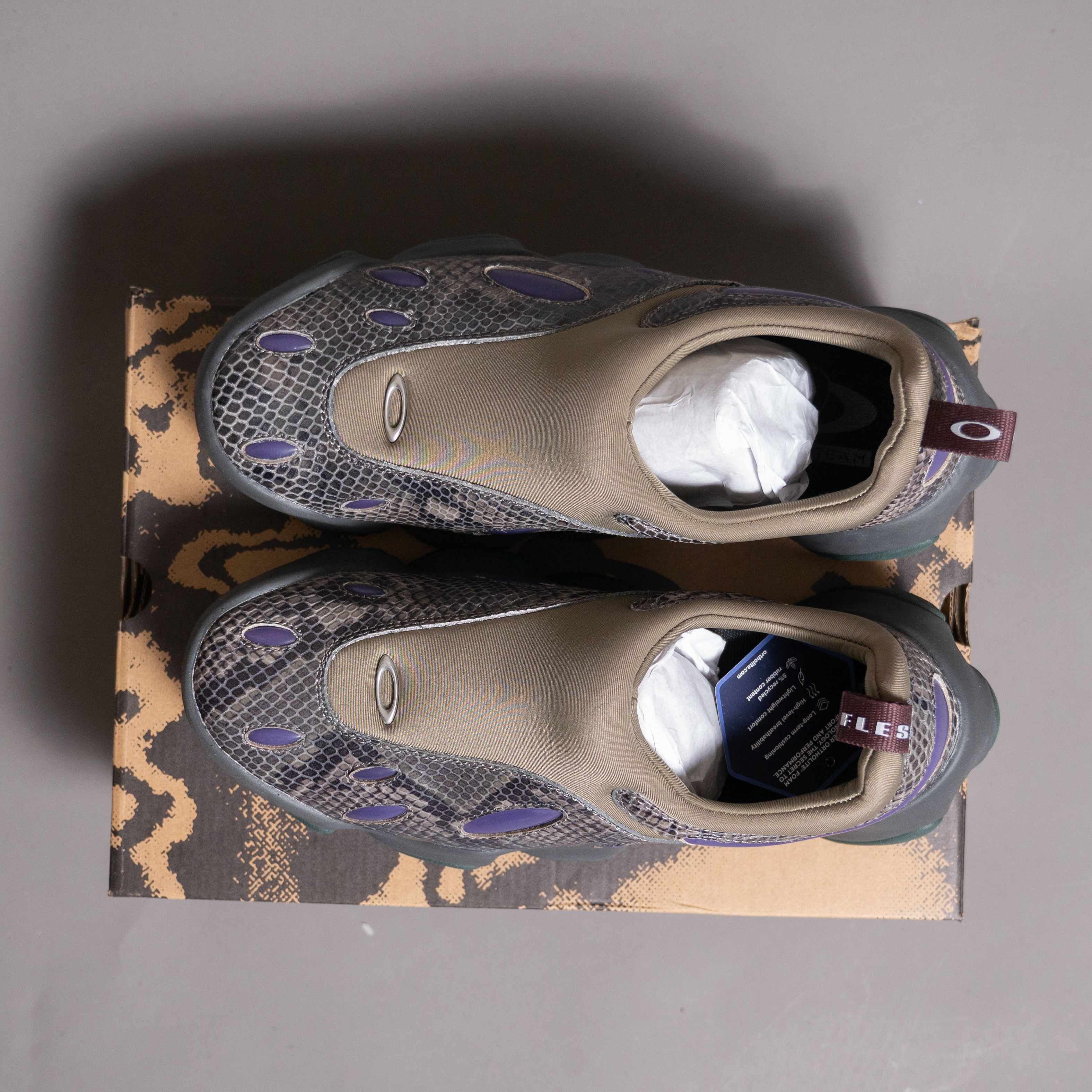 Brain Dead × Oakley Brain Dead x Oakley Python Flesh Dusky Green 8 Size US 8 / EU 41 - 7 Thumbnail